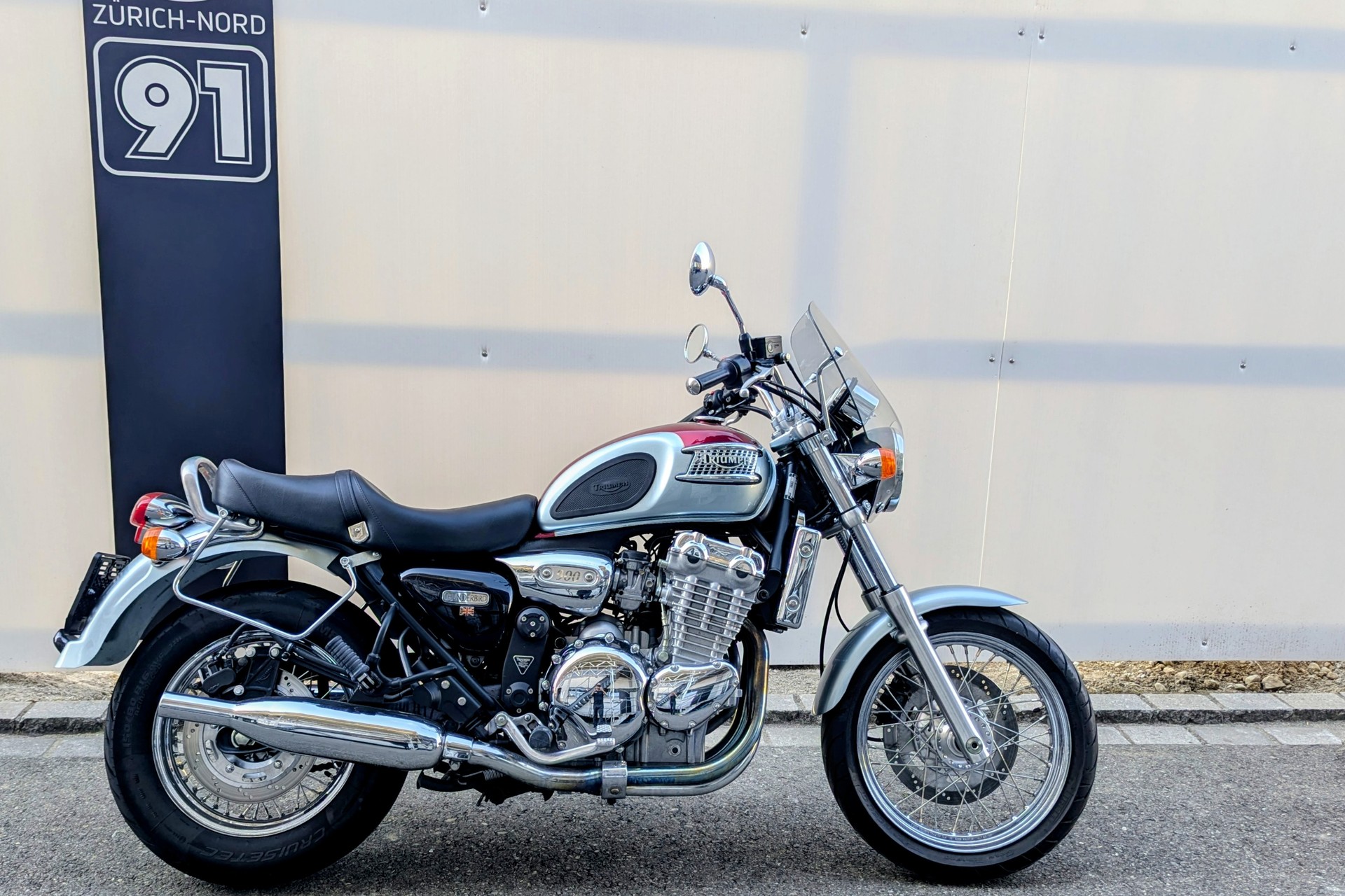 TRIUMPH Thunderbird 900-image-0