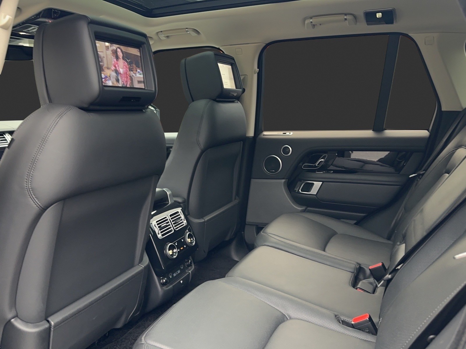 LAND ROVER Range Rover 4.4 SDV8 Autobiography Automatic-image-11
