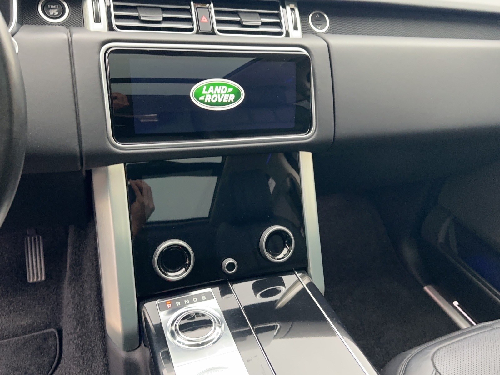 LAND ROVER Range Rover 4.4 SDV8 Autobiography Automatic-image-7