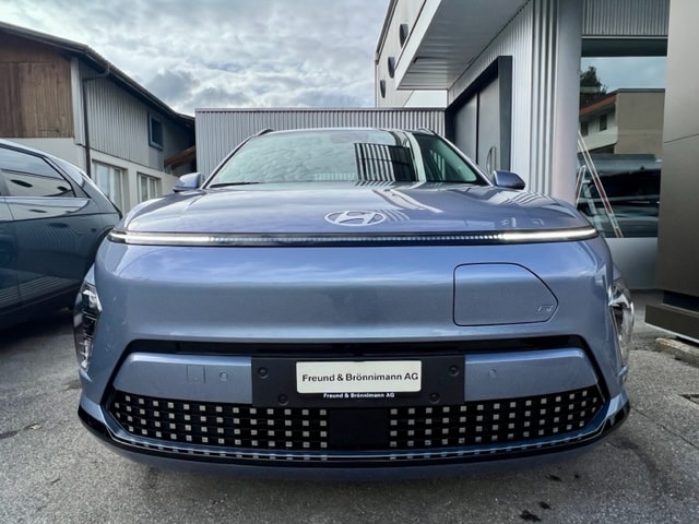 HYUNDAI Kona EV 65.4 kWh Origo-image-4