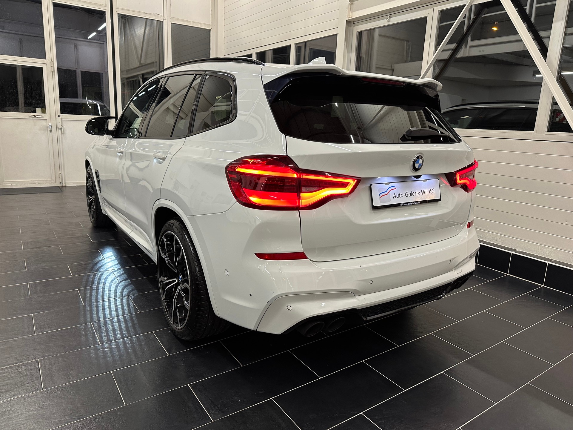 BMW X3 xDrive M Competition Steptronic-showroom-element-3