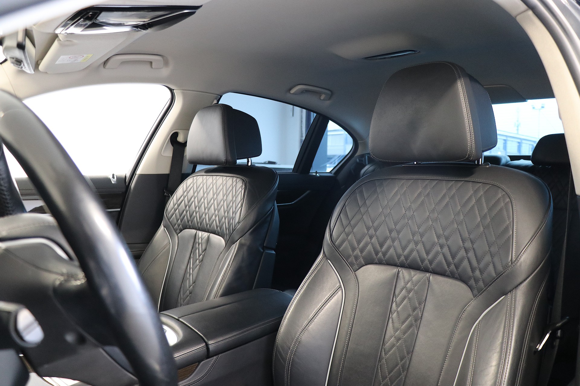 BMW 730d xDrive Steptronic-image-6