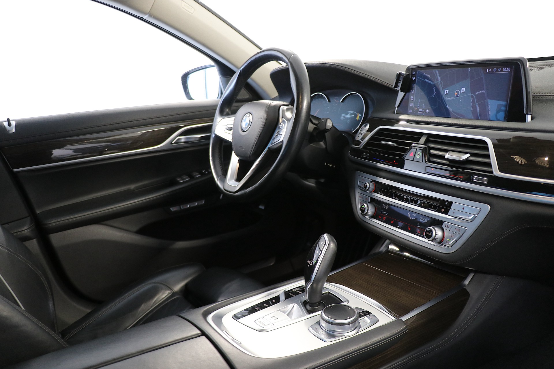 BMW 730d xDrive Steptronic-image-12