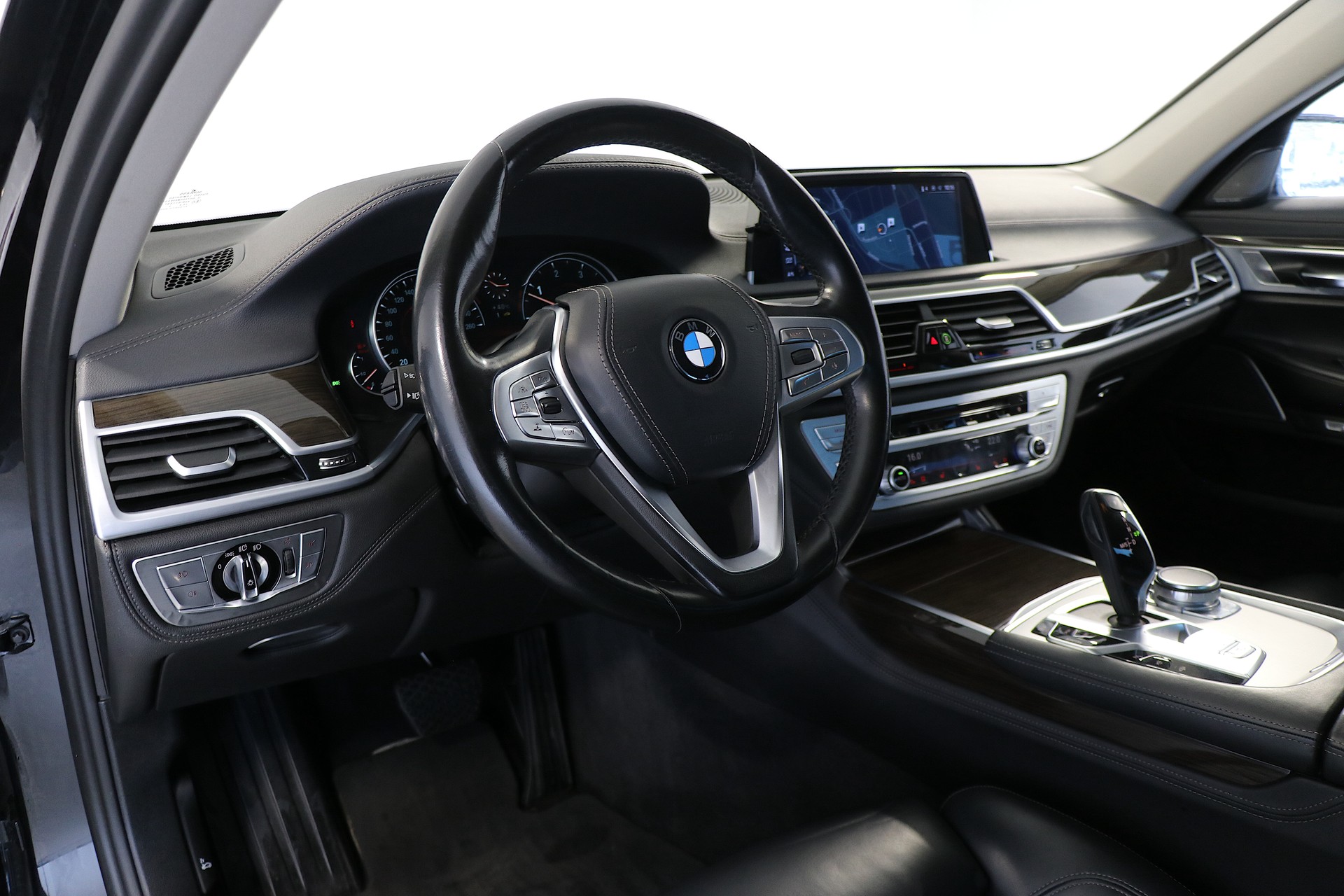 BMW 730d xDrive Steptronic-image-7