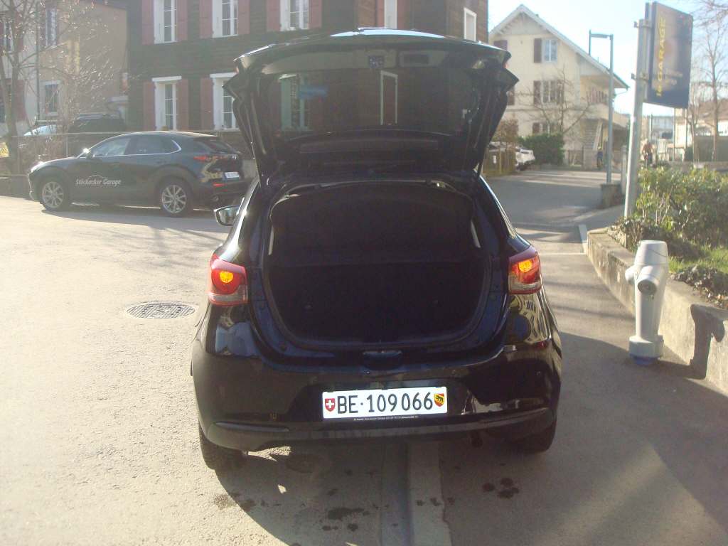 MAZDA 2 1.5 90 Kizoku-image-6