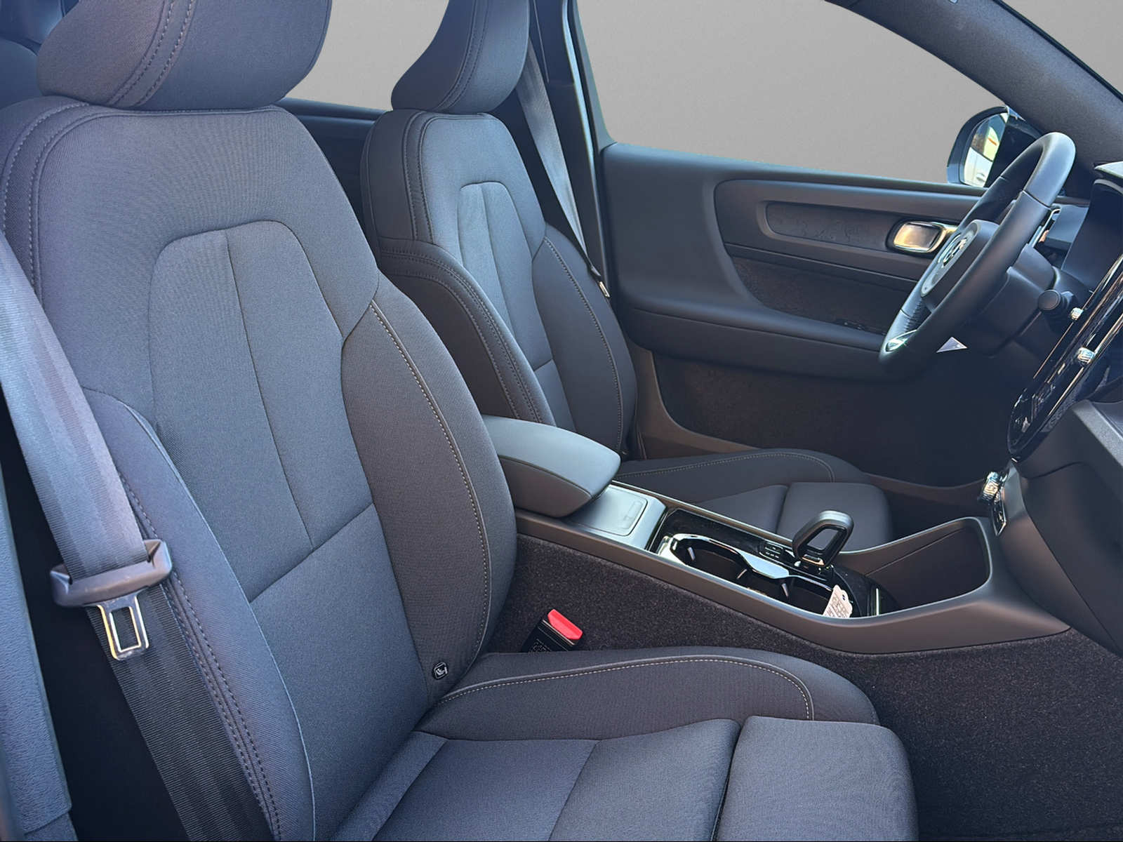 VOLVO C40 Recharge E80 82kWh Pure Electric Plus-image-11