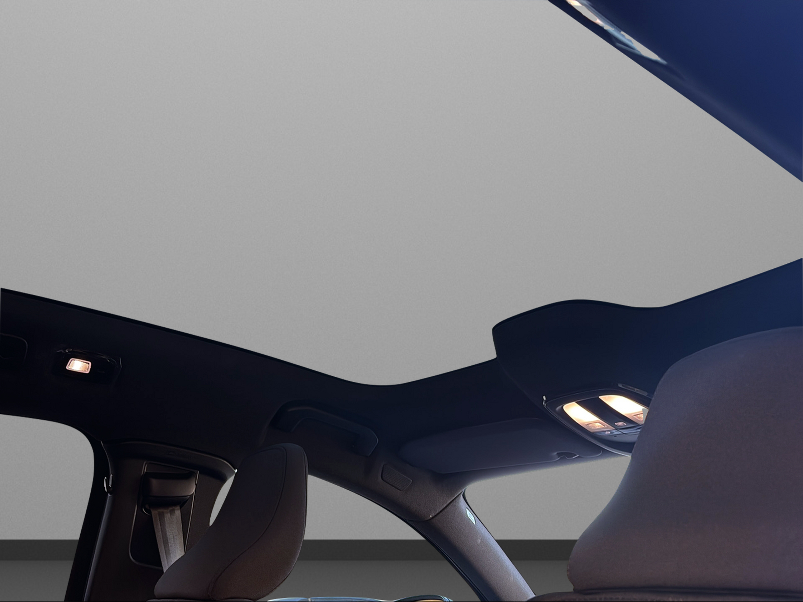 VOLVO C40 Recharge E80 82kWh Pure Electric Plus-image-15