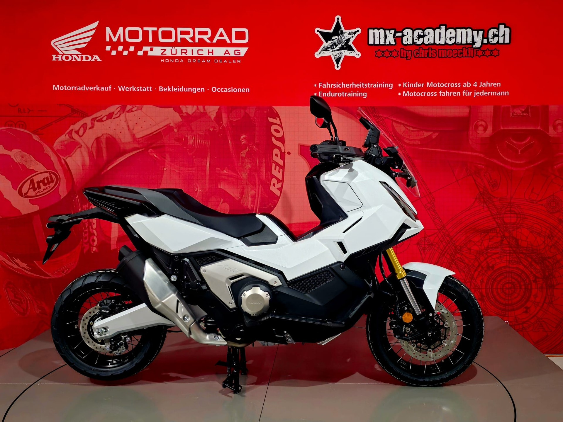 HONDA X-ADV 750 **Neufahrzeug**-image-0
