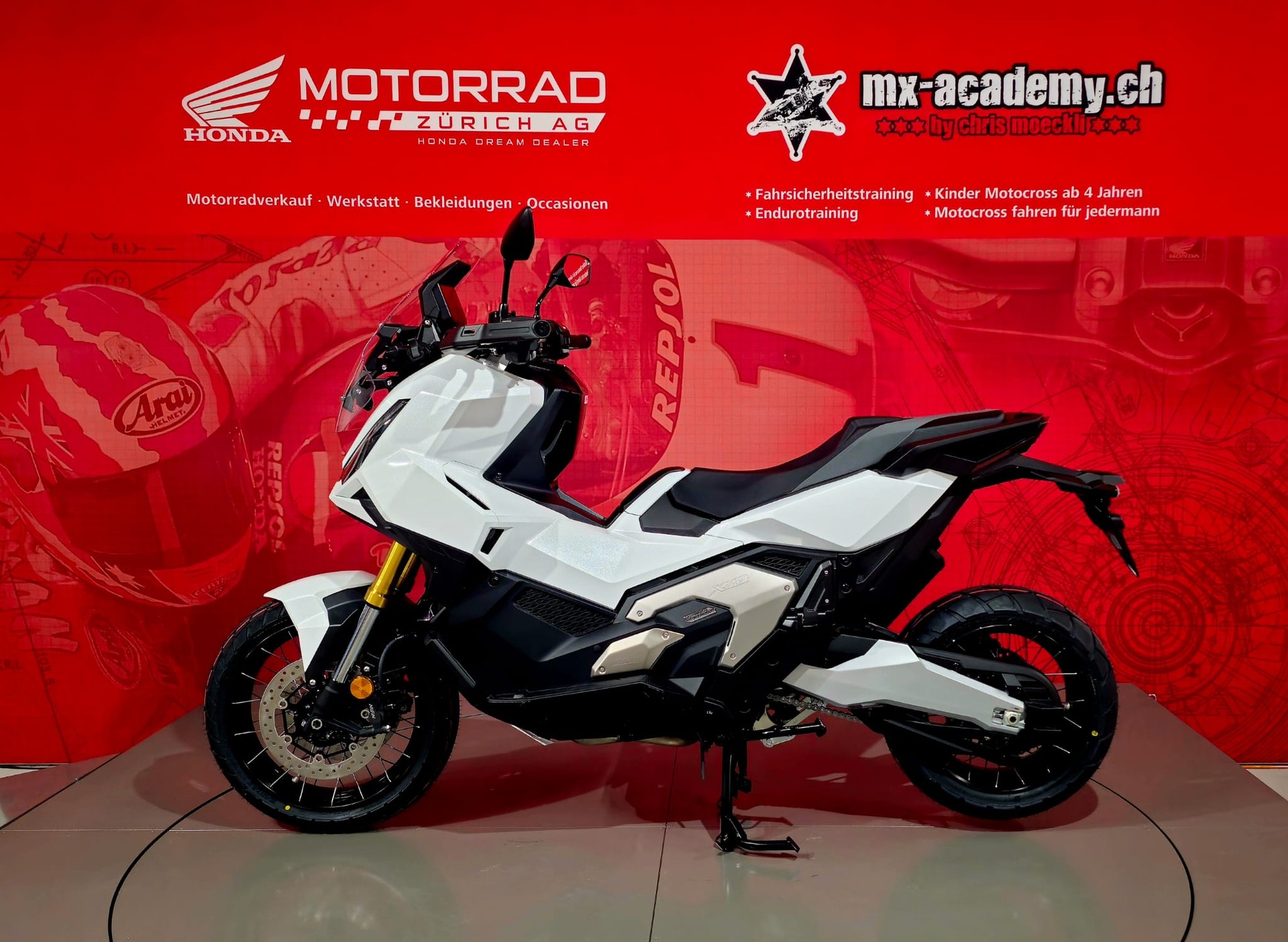 HONDA X-ADV 750 **Neufahrzeug**-image-1