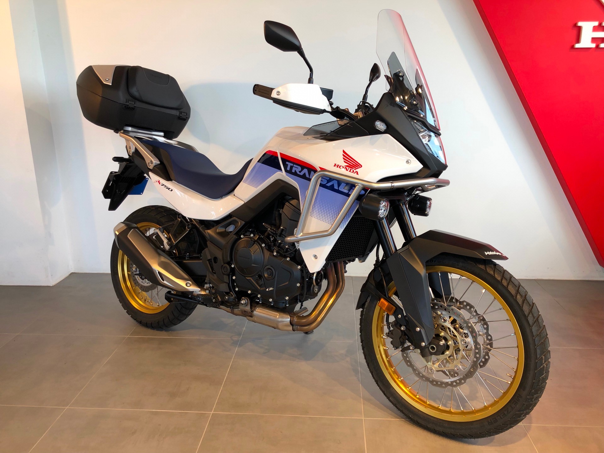 HONDA XL 750 Transalp-image-0