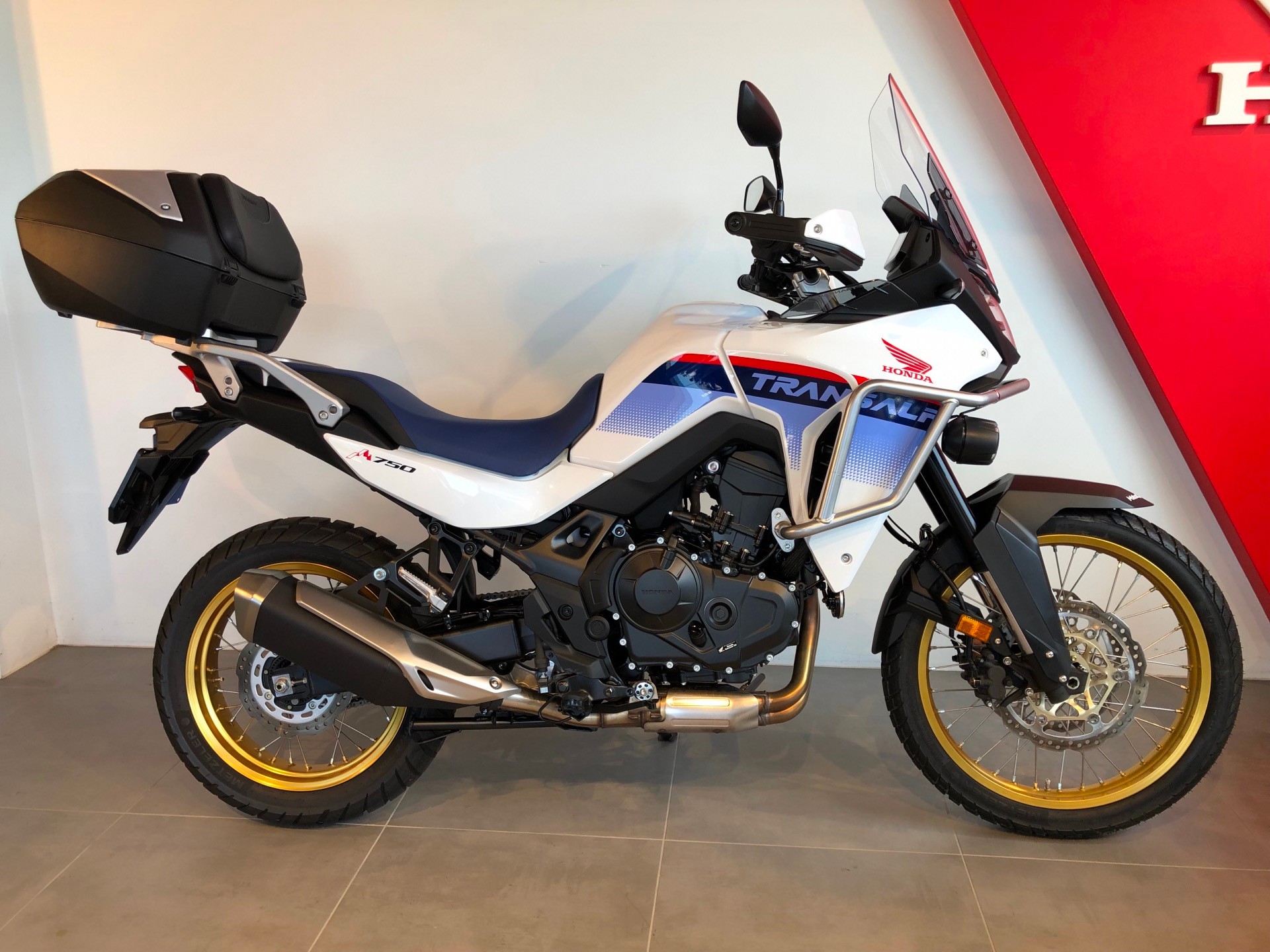 HONDA XL 750 Transalp-image-2