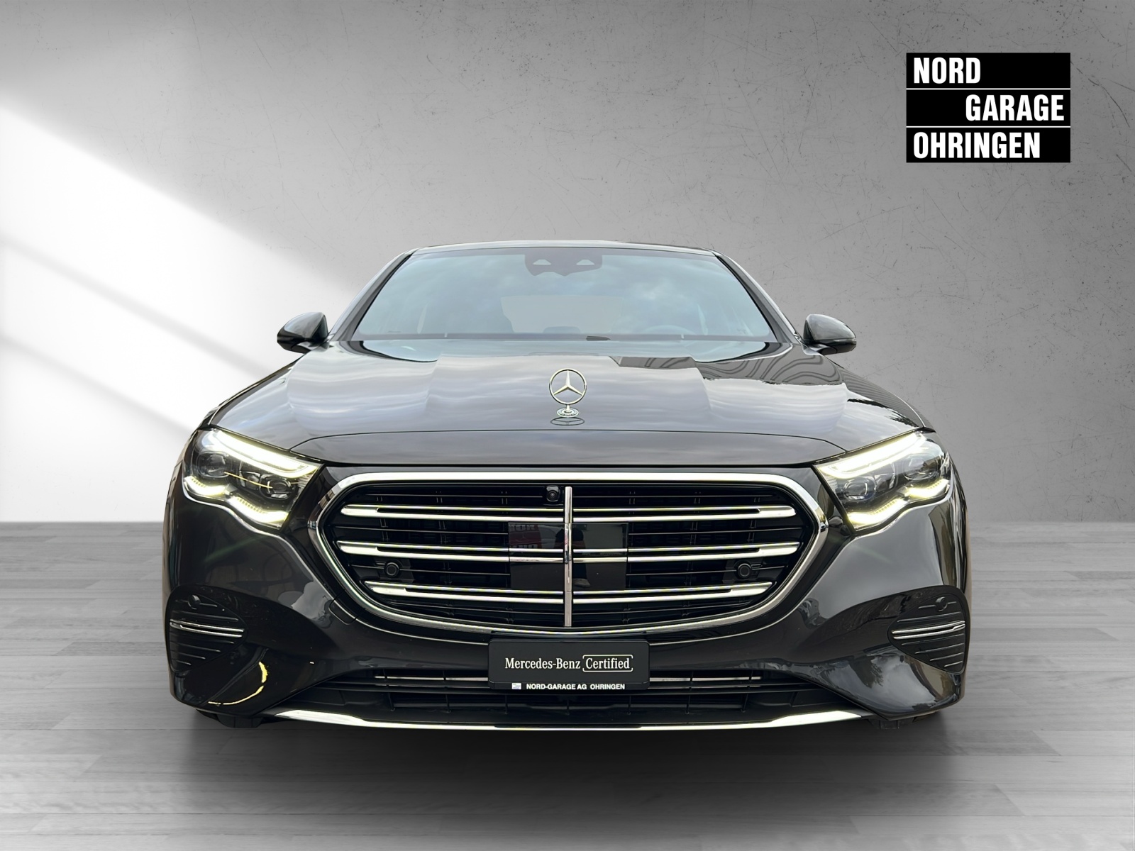 MERCEDES-BENZ E 450 d 4Matic 9G-Tronic-showroom-element-1
