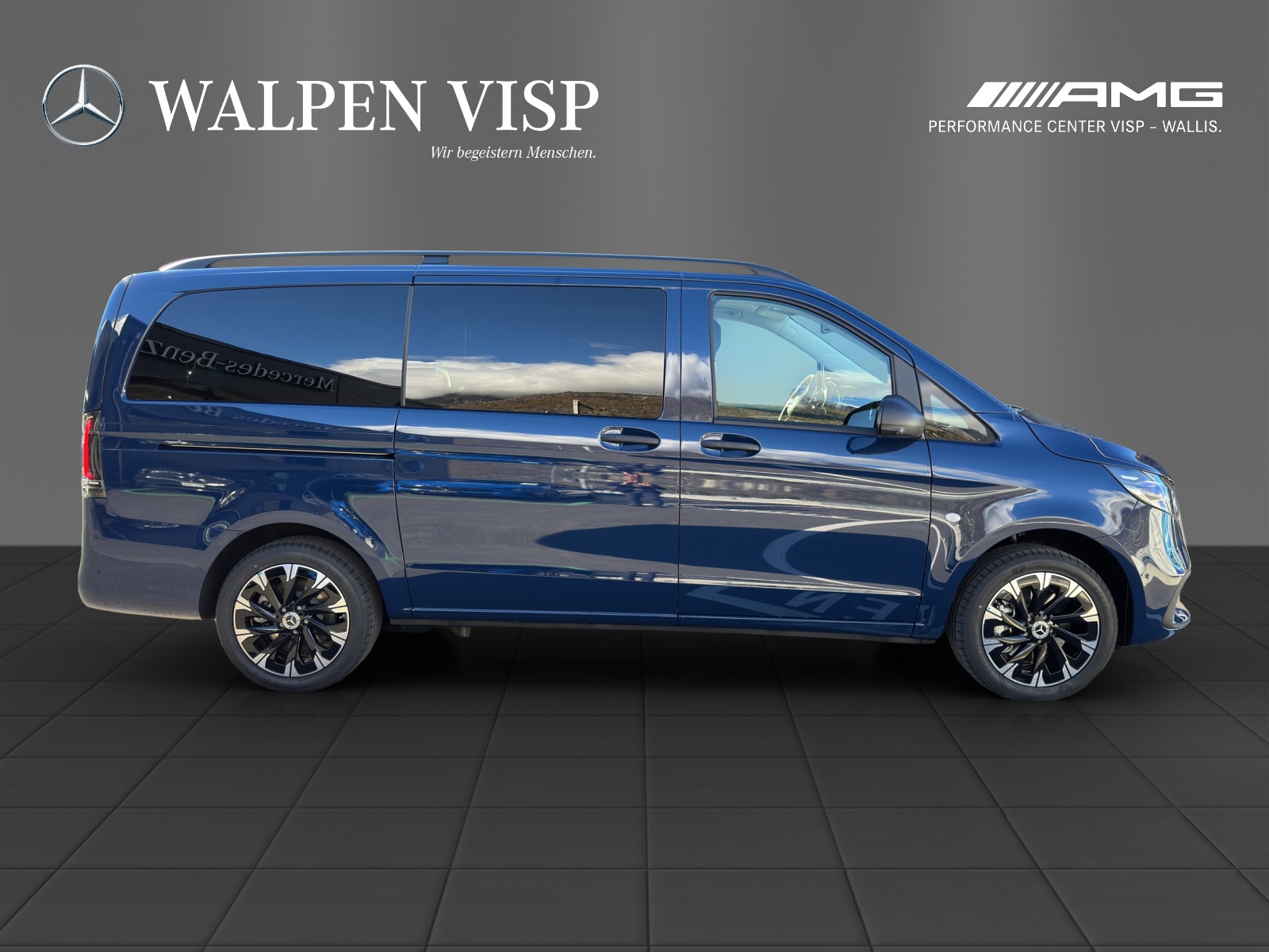 MERCEDES-BENZ Vito 116 CDI Lang Tourer 9G-Tronic 4M Select-image-6