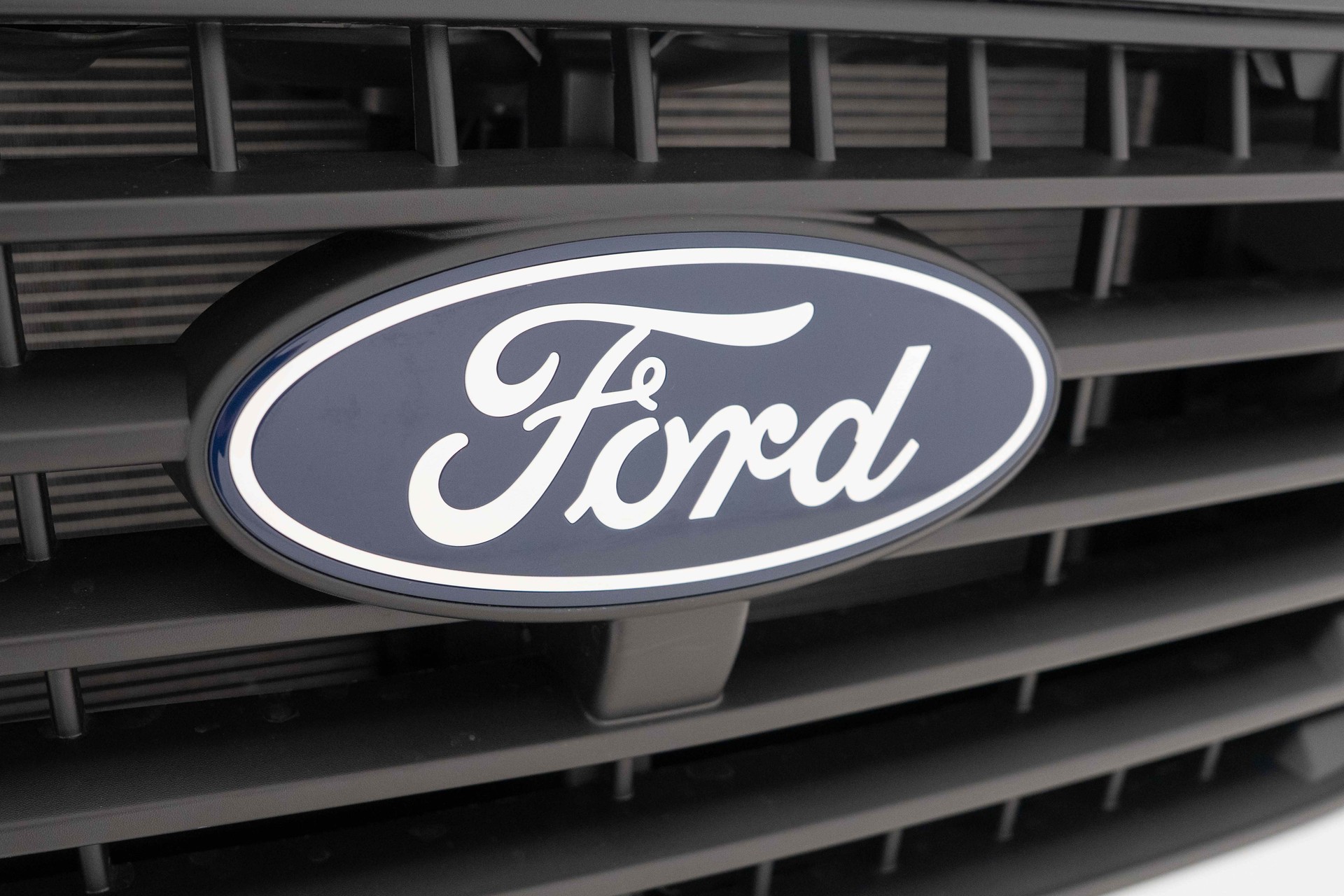 FORD Transit Custom Van 280 L2 2.0 EcoBlue 110 Trend-image-23