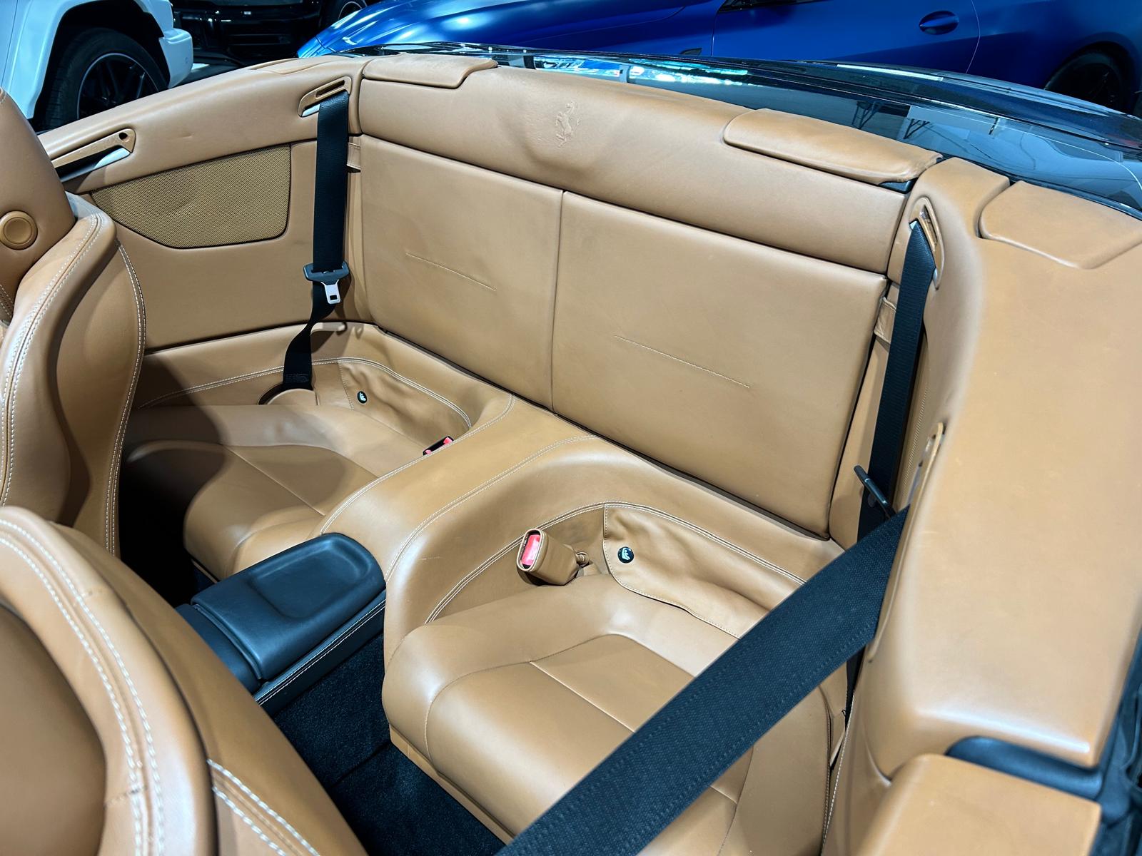 FERRARI California 4.3-image-9