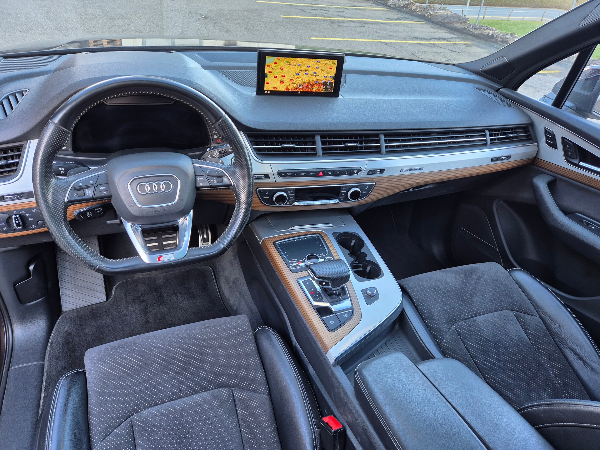 AUDI Q7 3.0 TDI quattro tiptronic-image-8