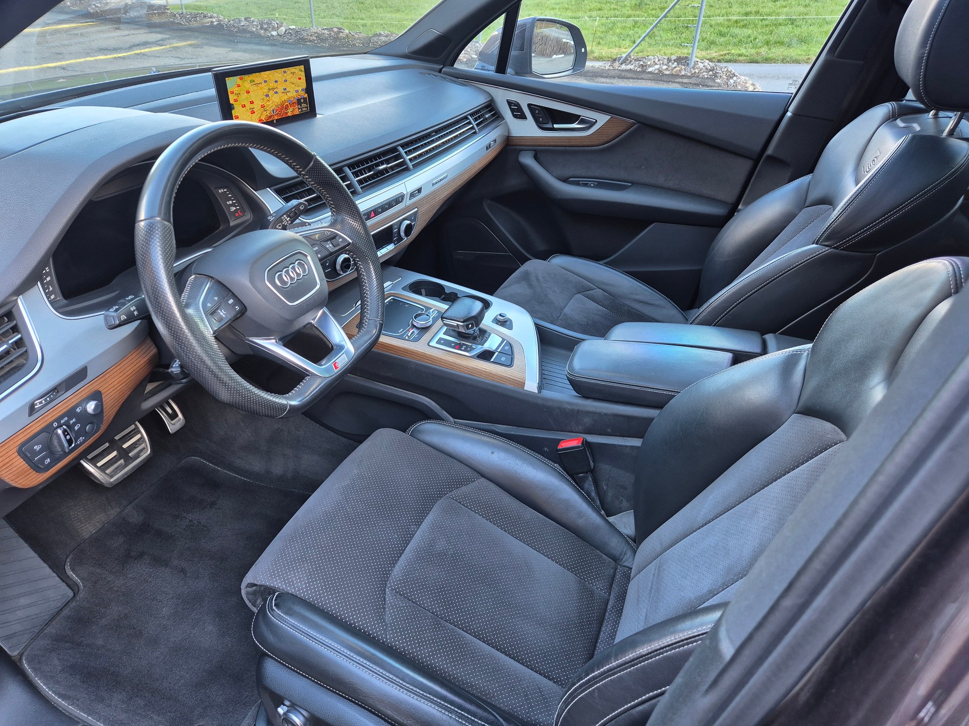 AUDI Q7 3.0 TDI quattro tiptronic-image-5