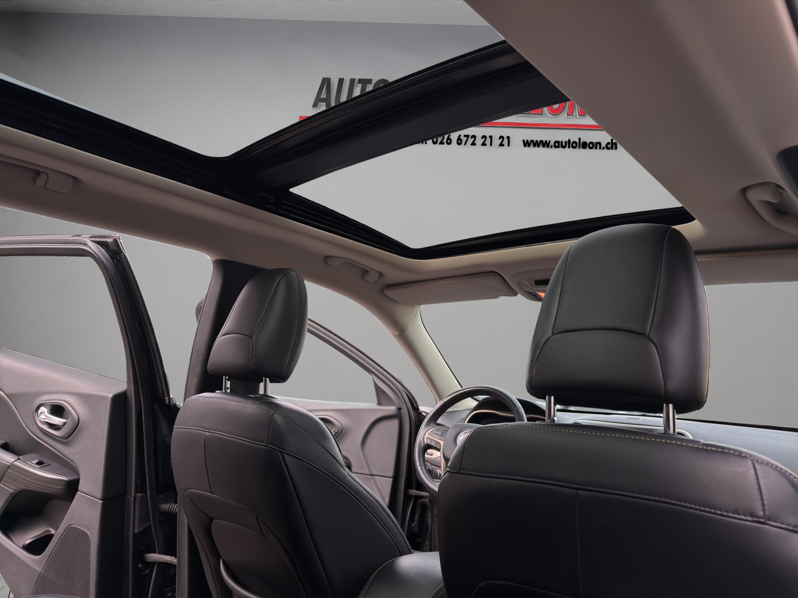 JEEP Cherokee 3.2 Limited AWD 9ATX-image-11