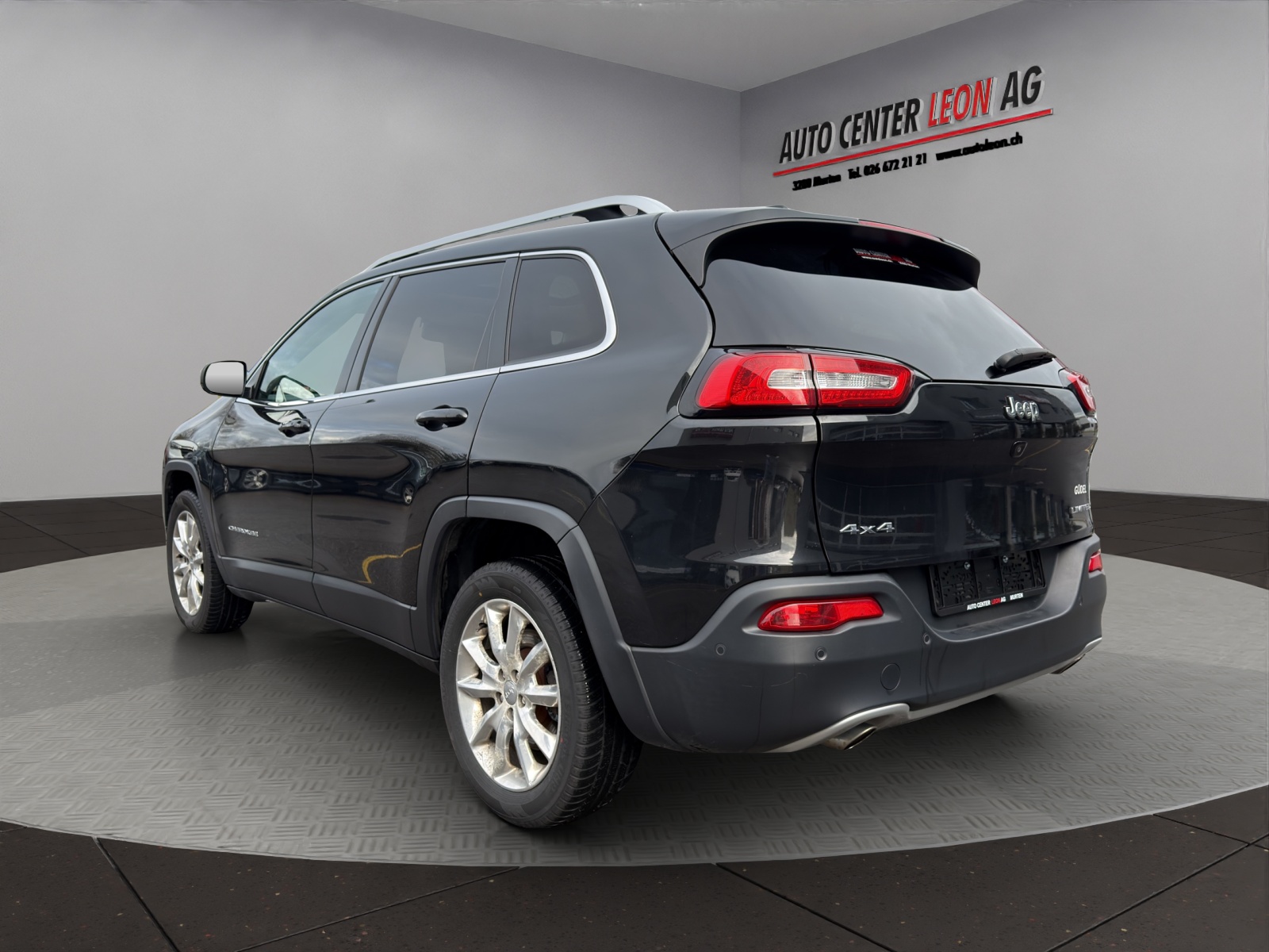 JEEP Cherokee 3.2 Limited AWD 9ATX-showroom-element-3
