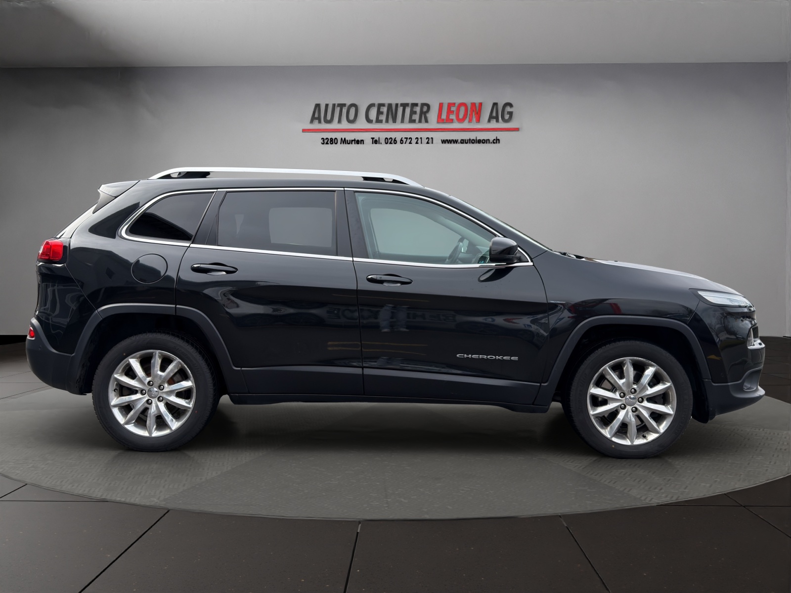 JEEP Cherokee 3.2 Limited AWD 9ATX-image-6