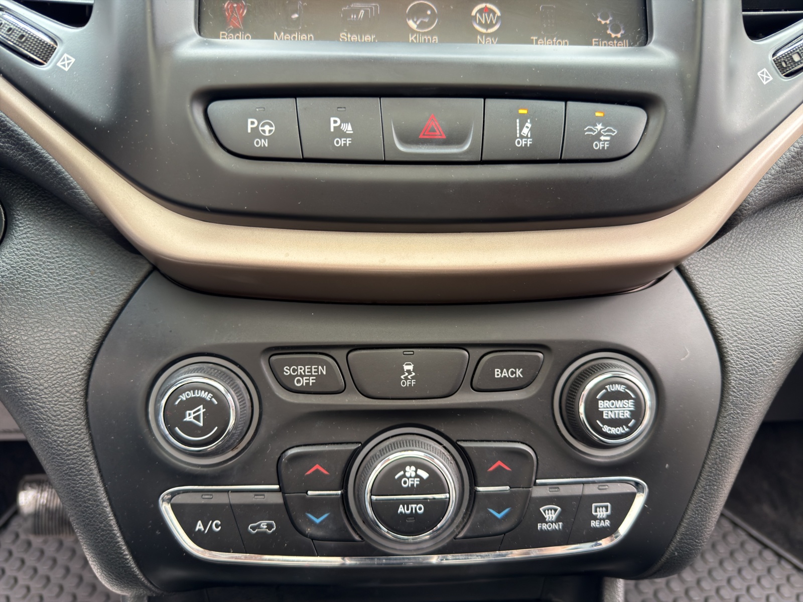 JEEP Cherokee 3.2 Limited AWD 9ATX-image-20