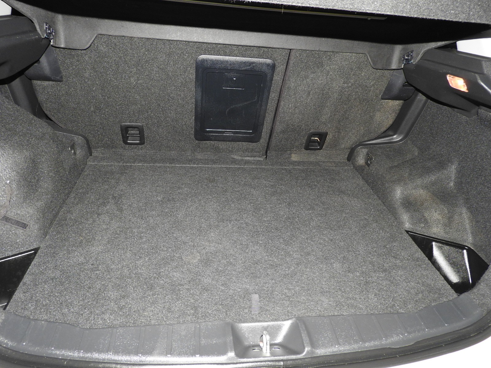 CITROEN C4 Aircross 1.6 HDi Collection 4WD-image-10
