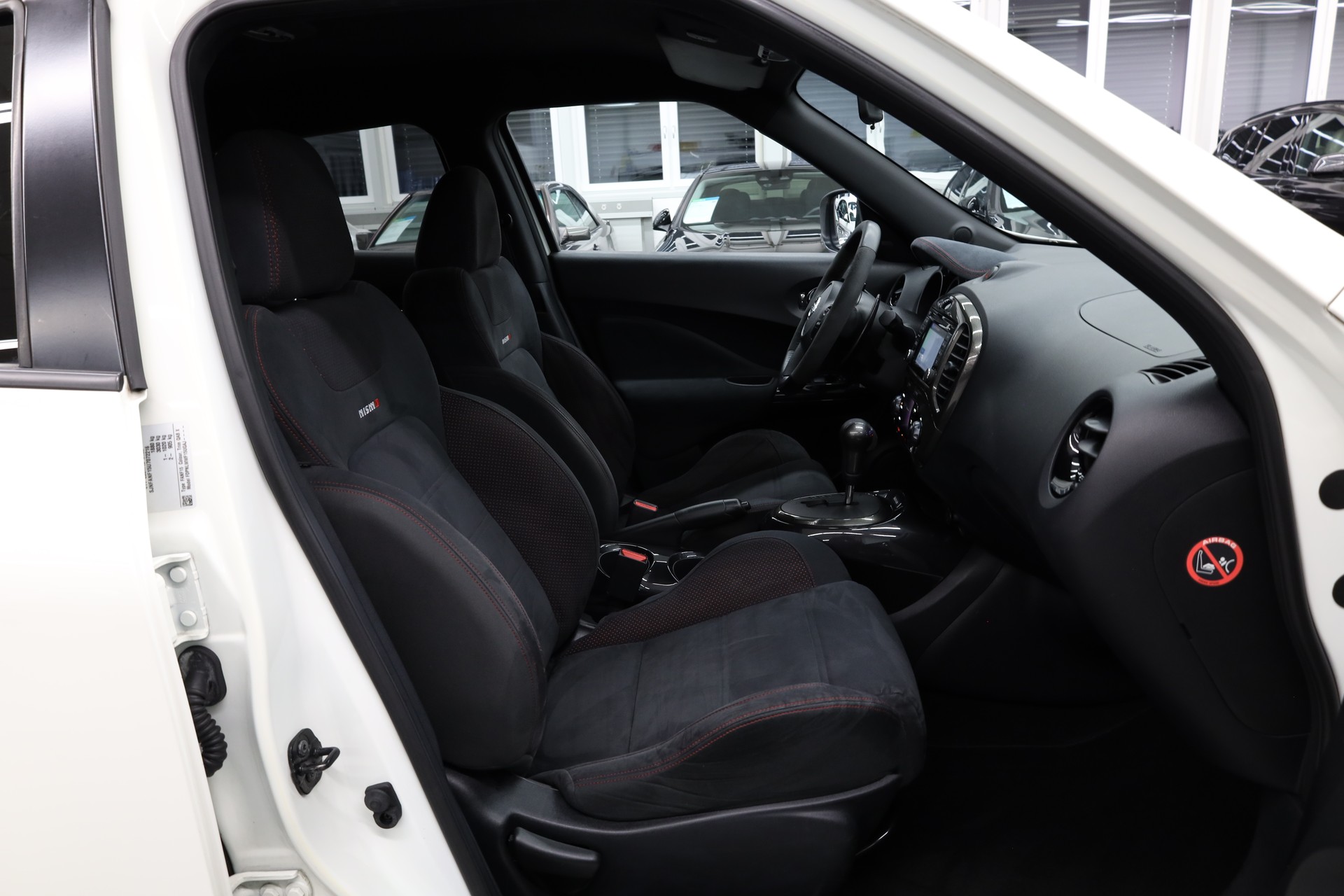 NISSAN Juke 1.6 DIG-T Nismo RS 4x4-image-13