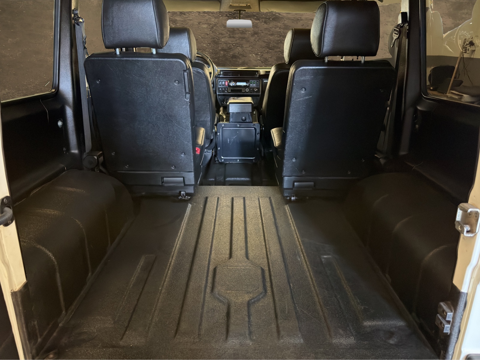 MERCEDES-BENZ MERCEDES-BENZ G300 CDI Work Professional-image-14