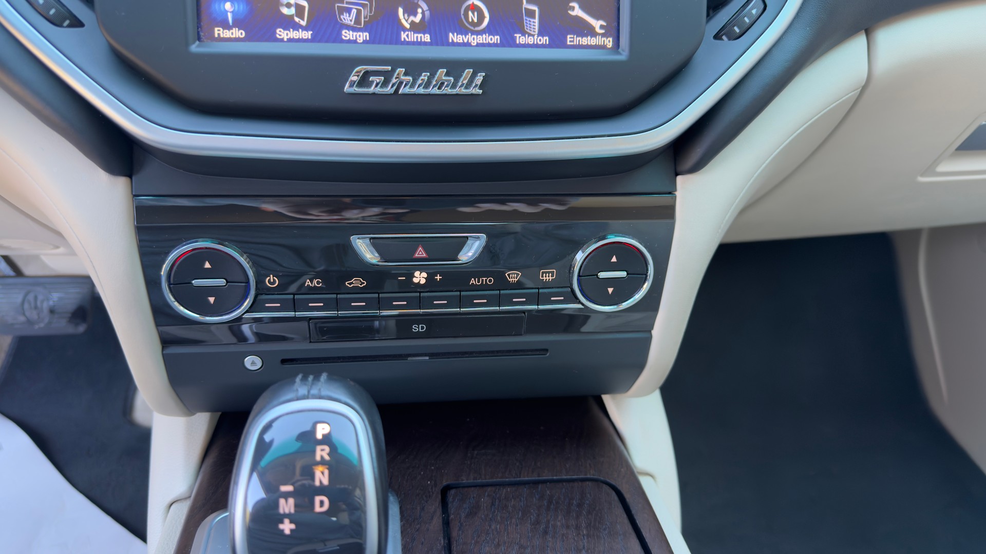 MASERATI Ghibli 3.0 V6 Automatica-image-12