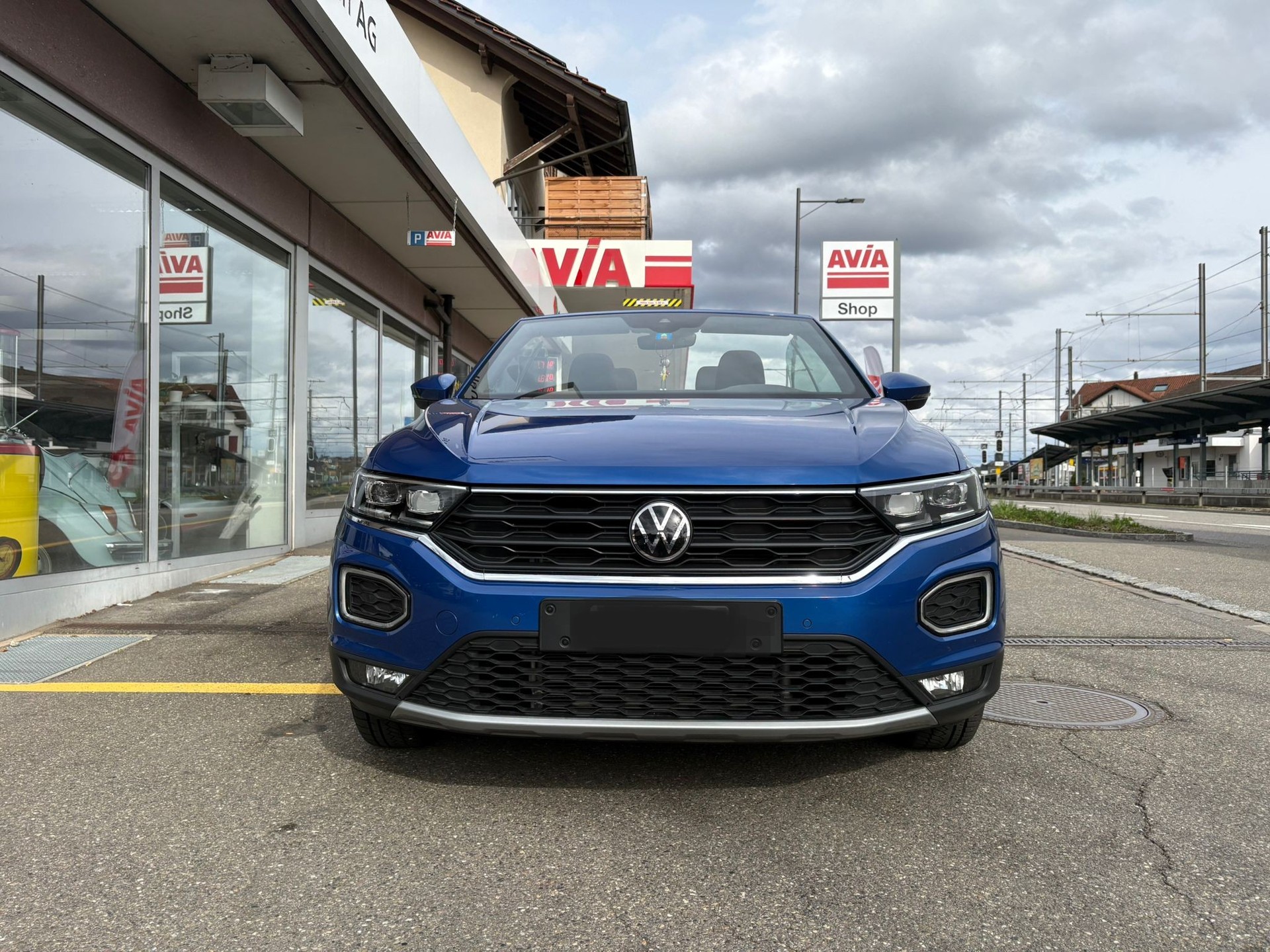 VW T-Roc Cabriolet 1.5 TSI EVO Advance-image-1