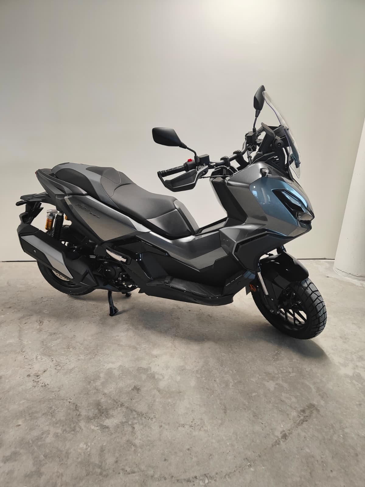 HONDA ADV 350-image-3