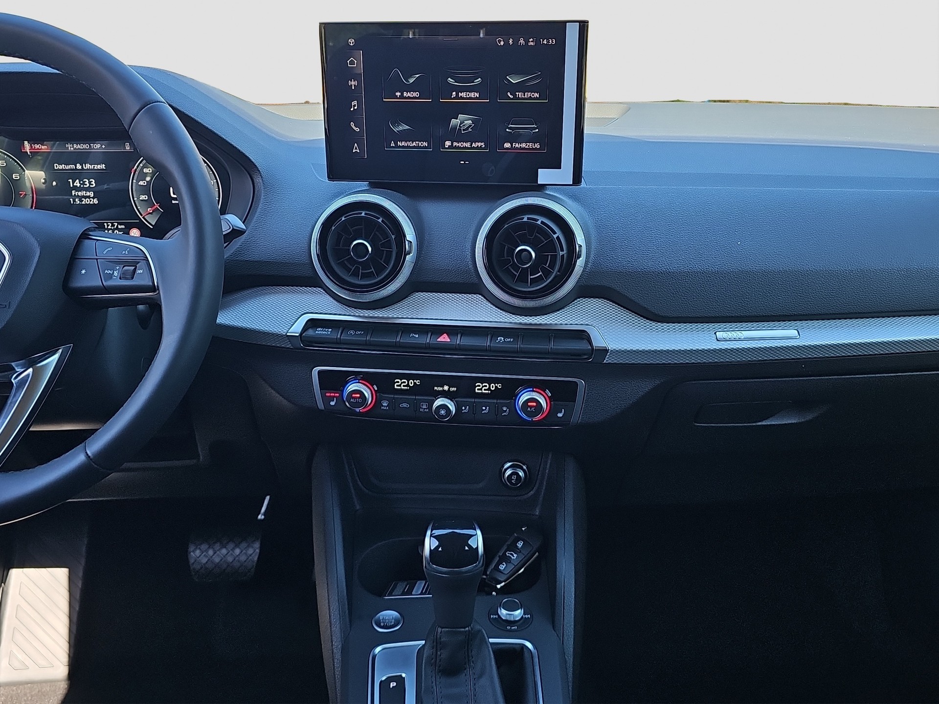 AUDI Q2 35 TFSI S-tronic S-Line-image-10