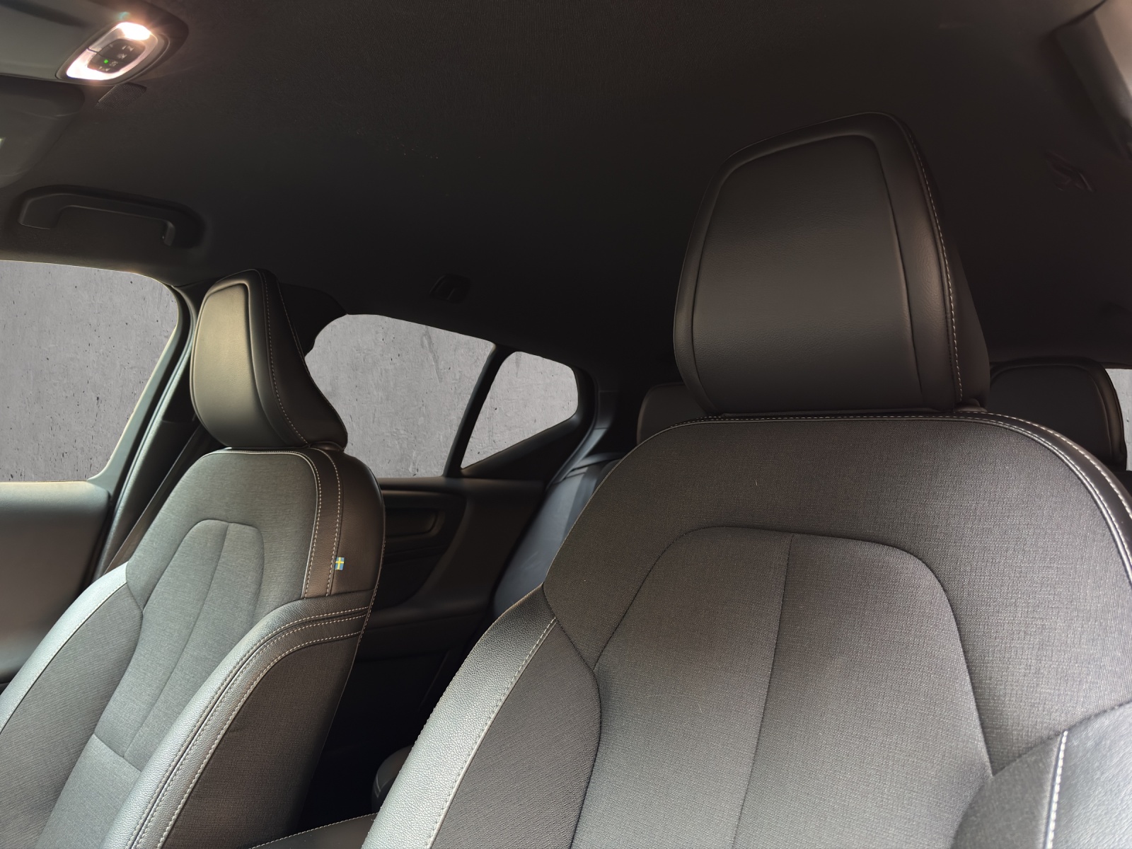 VOLVO XC40 T4 AWD Momentum Geartronic-image-14