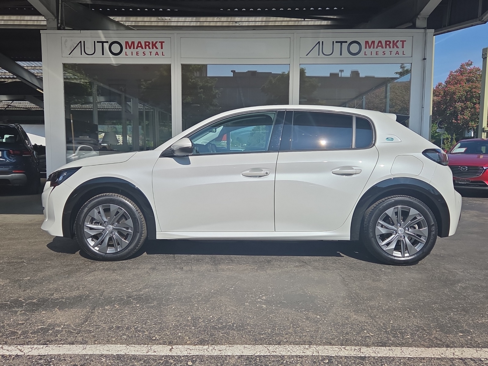PEUGEOT 208 Elektrik Allure Pack-showroom-element-2