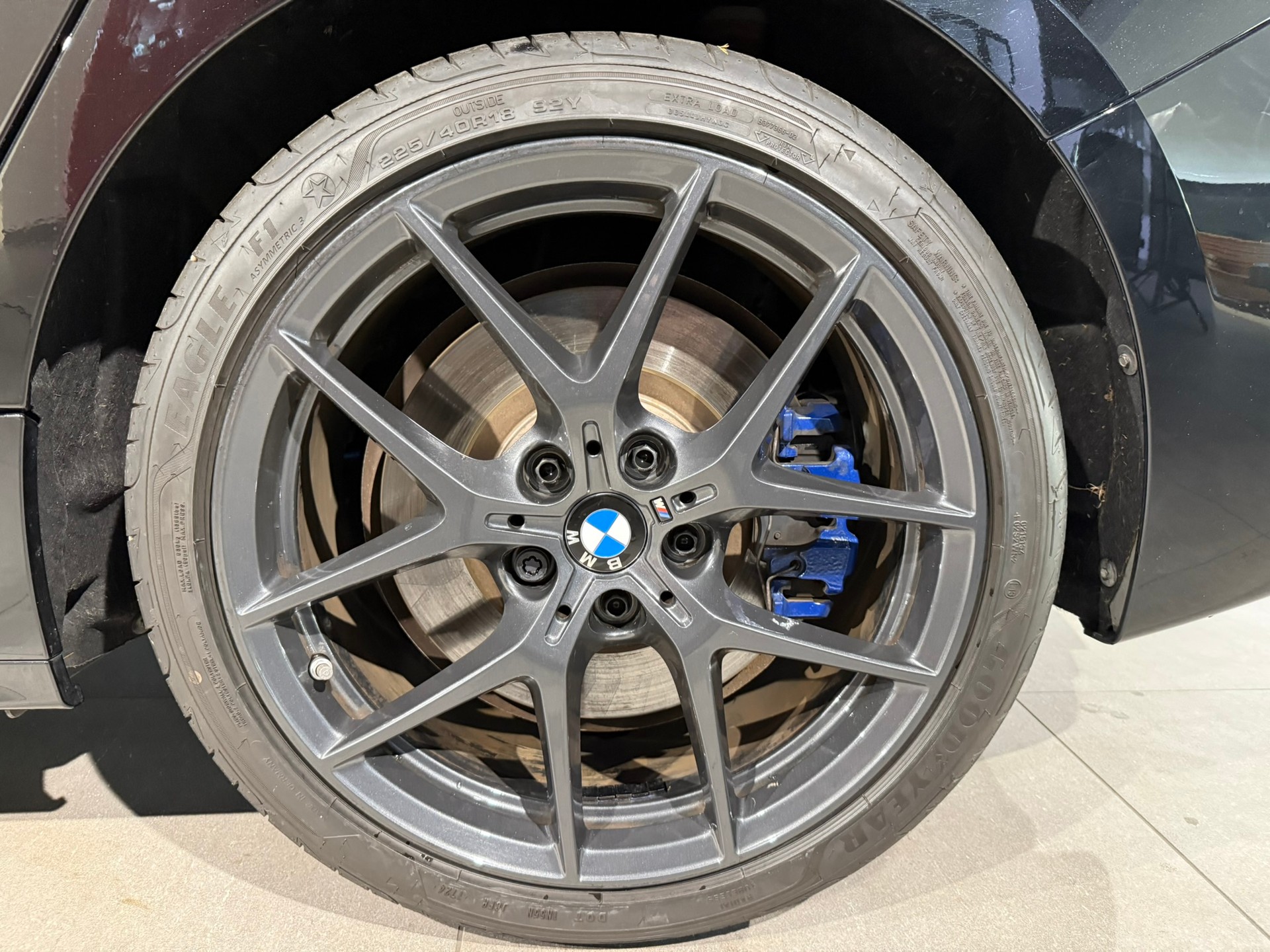 BMW M135i xDrive Steptronic-image-10