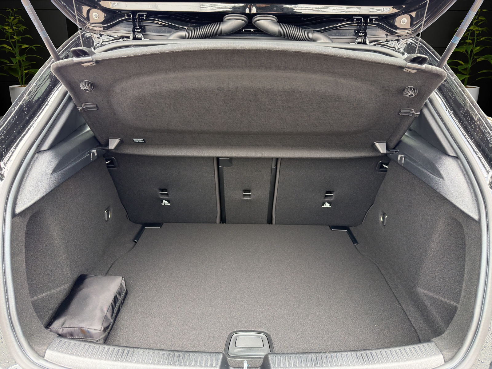 MERCEDES-BENZ A 220 4Matic 8G-DCT-image-15