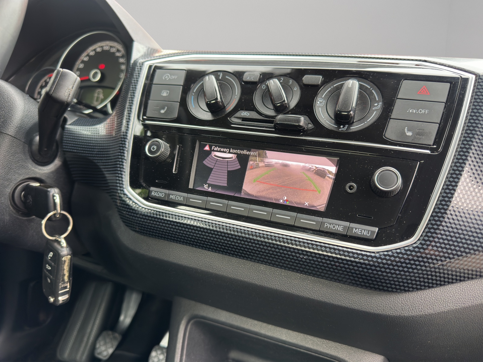 VW Up 1.0 MPI move up-image-12
