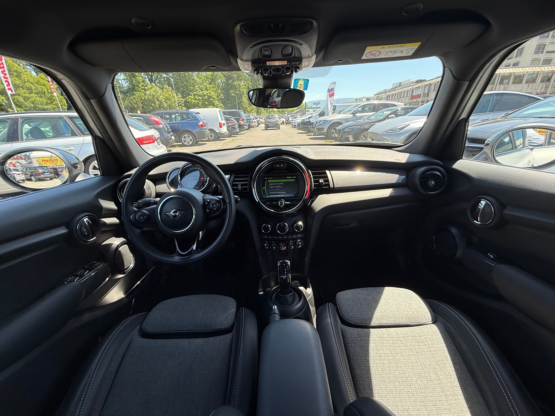 MINI Cooper Steptronic DKG-image-10