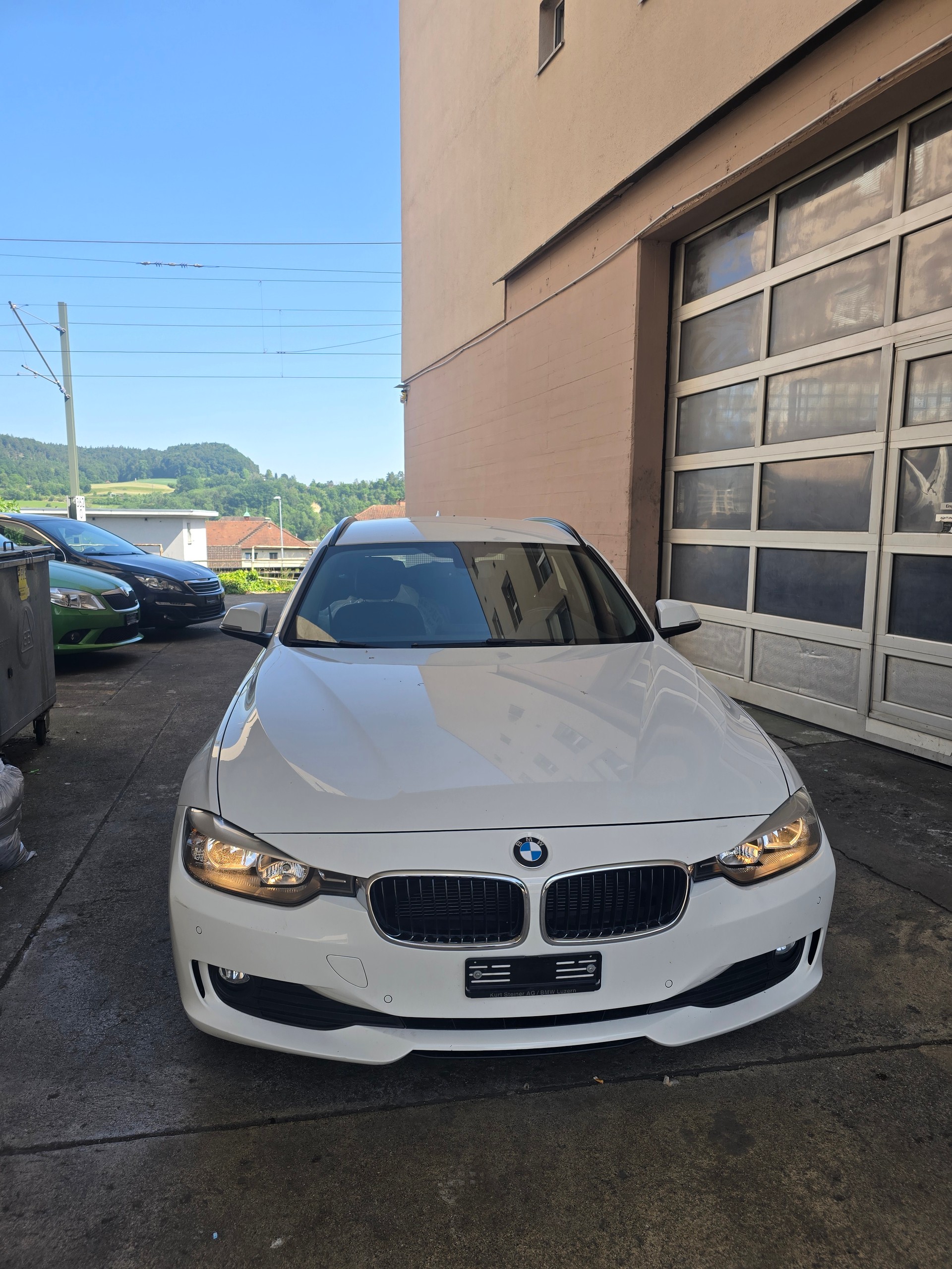 BMW 316d Touring Business Steptronic-image-1
