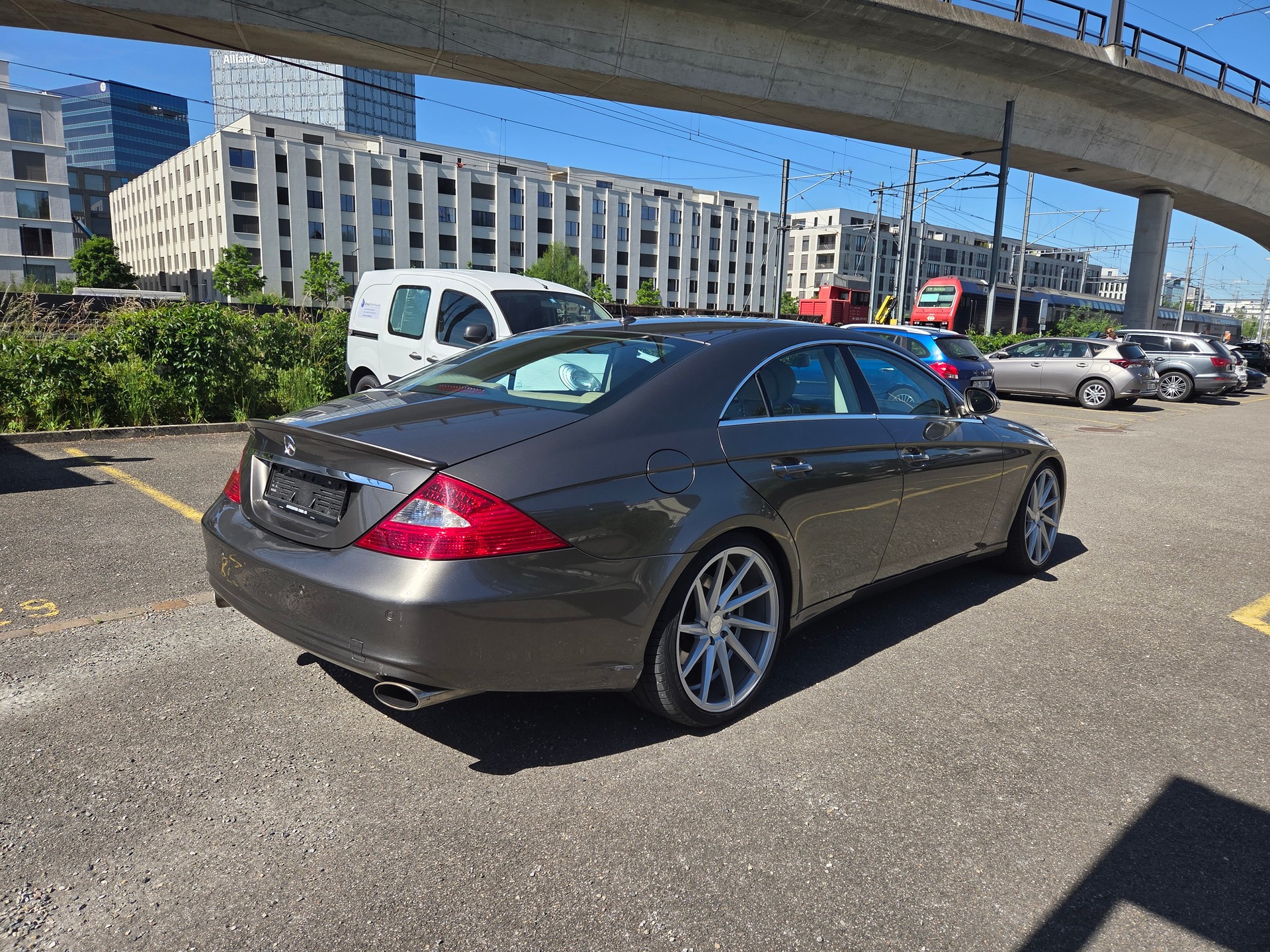 MERCEDES-BENZ CLS 500 7G-Tronic-image-4