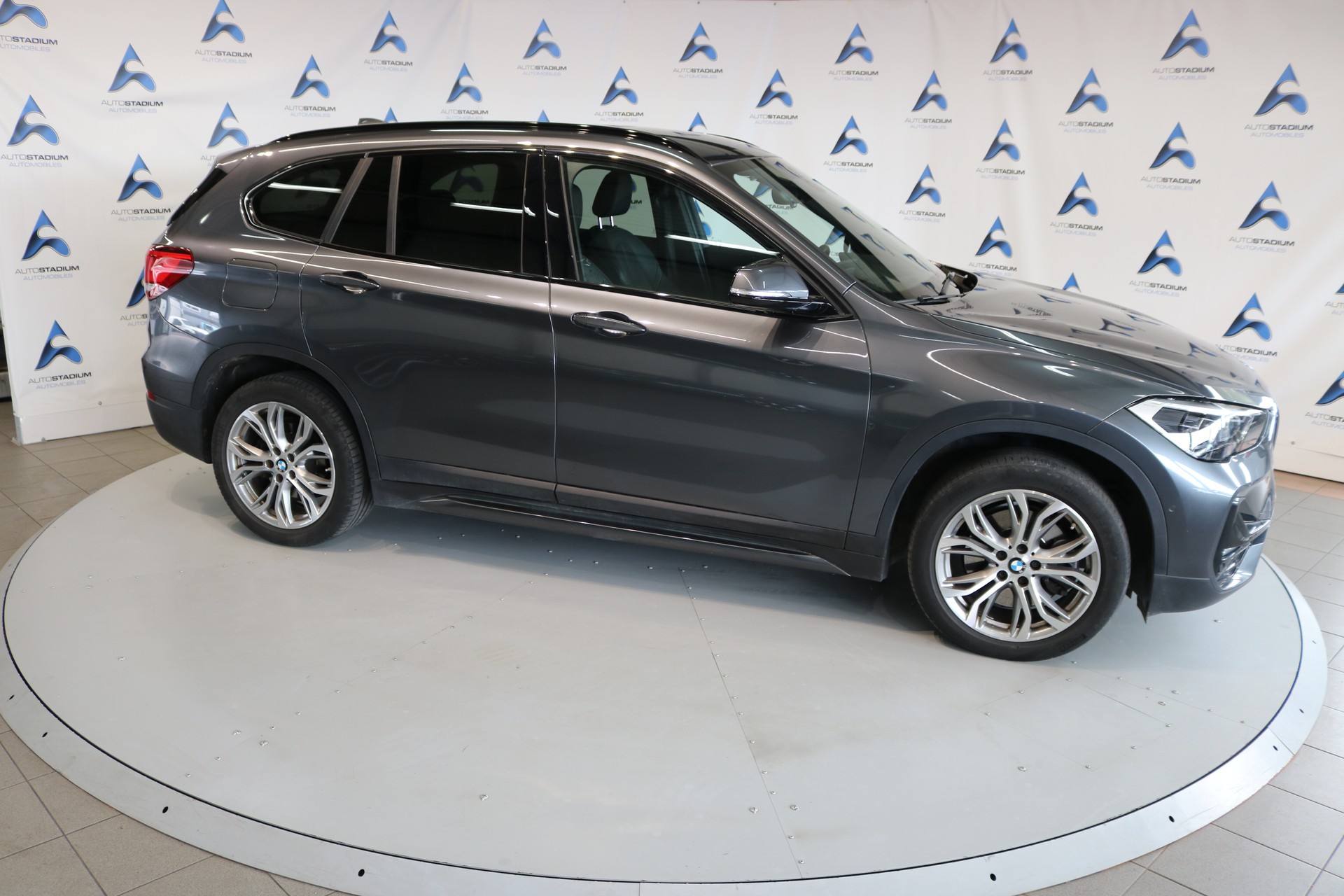 BMW X1 xDrive 20d Sport Line Steptronic-image-33