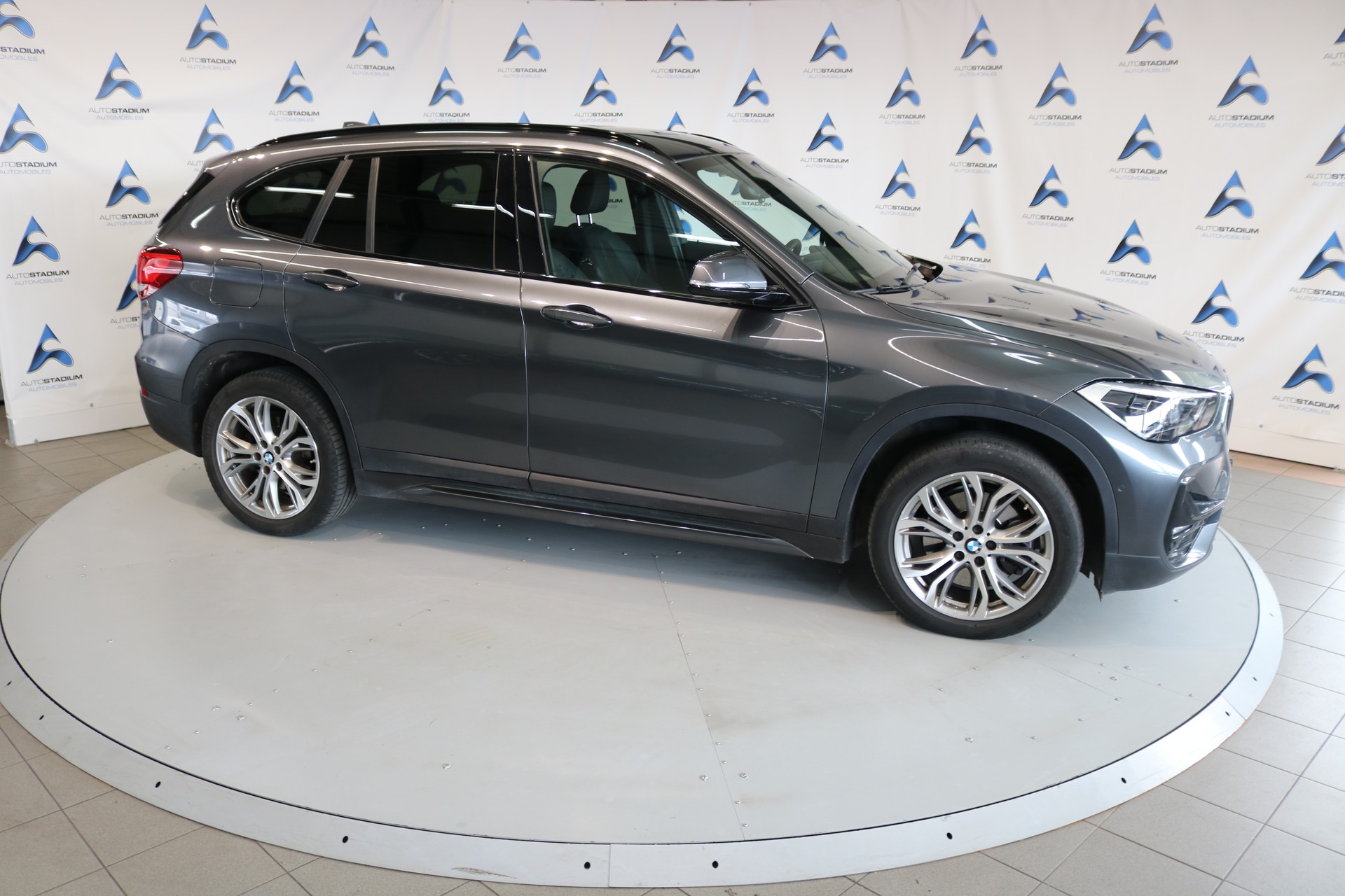 BMW X1 xDrive 20d Sport Line Steptronic-image-6