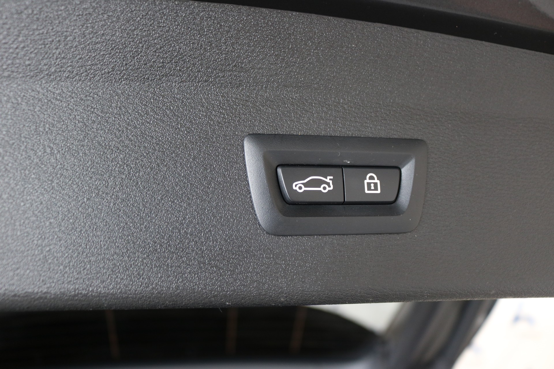 BMW X1 xDrive 20d Sport Line Steptronic-image-41