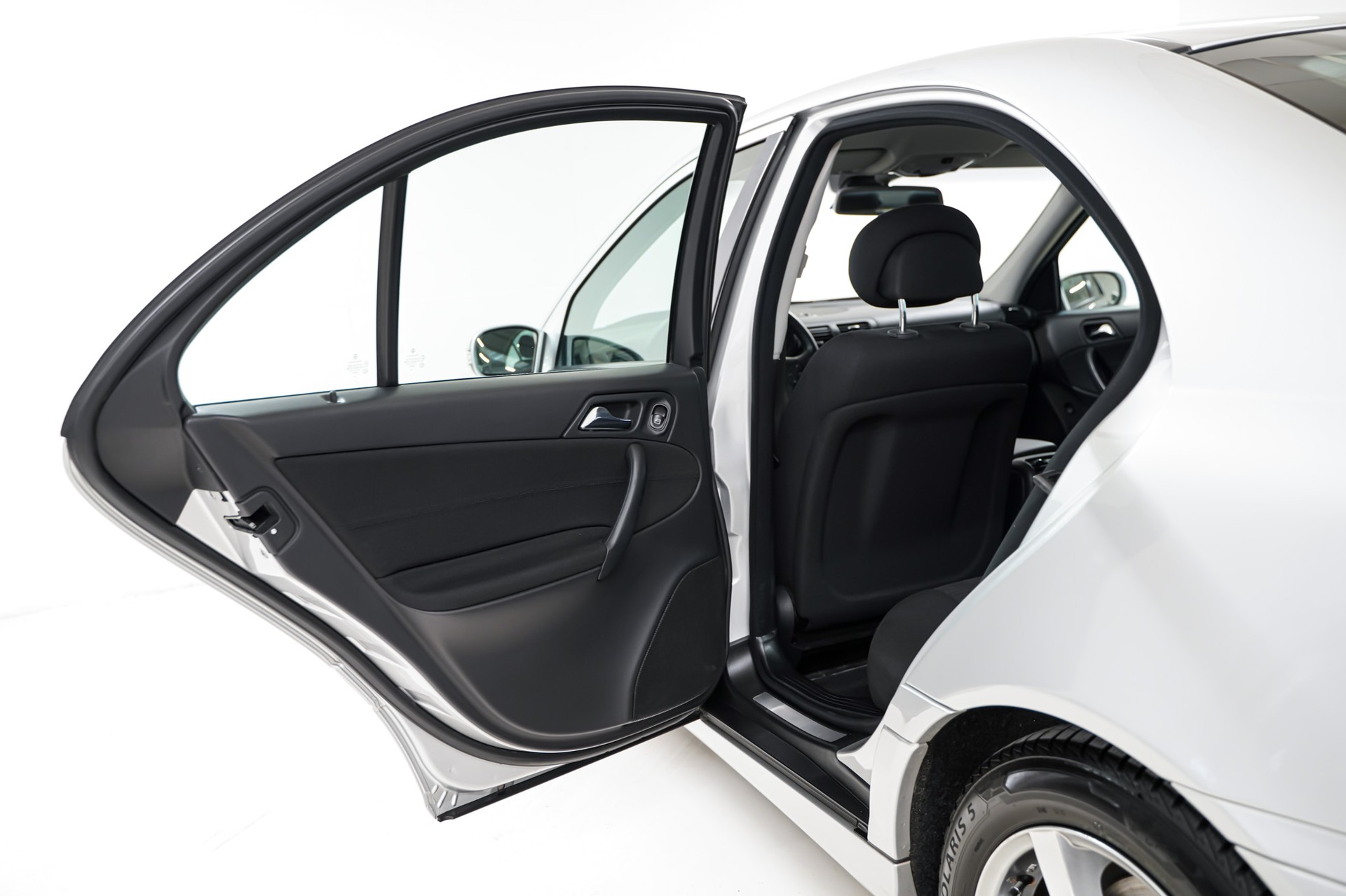 MERCEDES-BENZ C 220 CDI Avantgarde-image-11