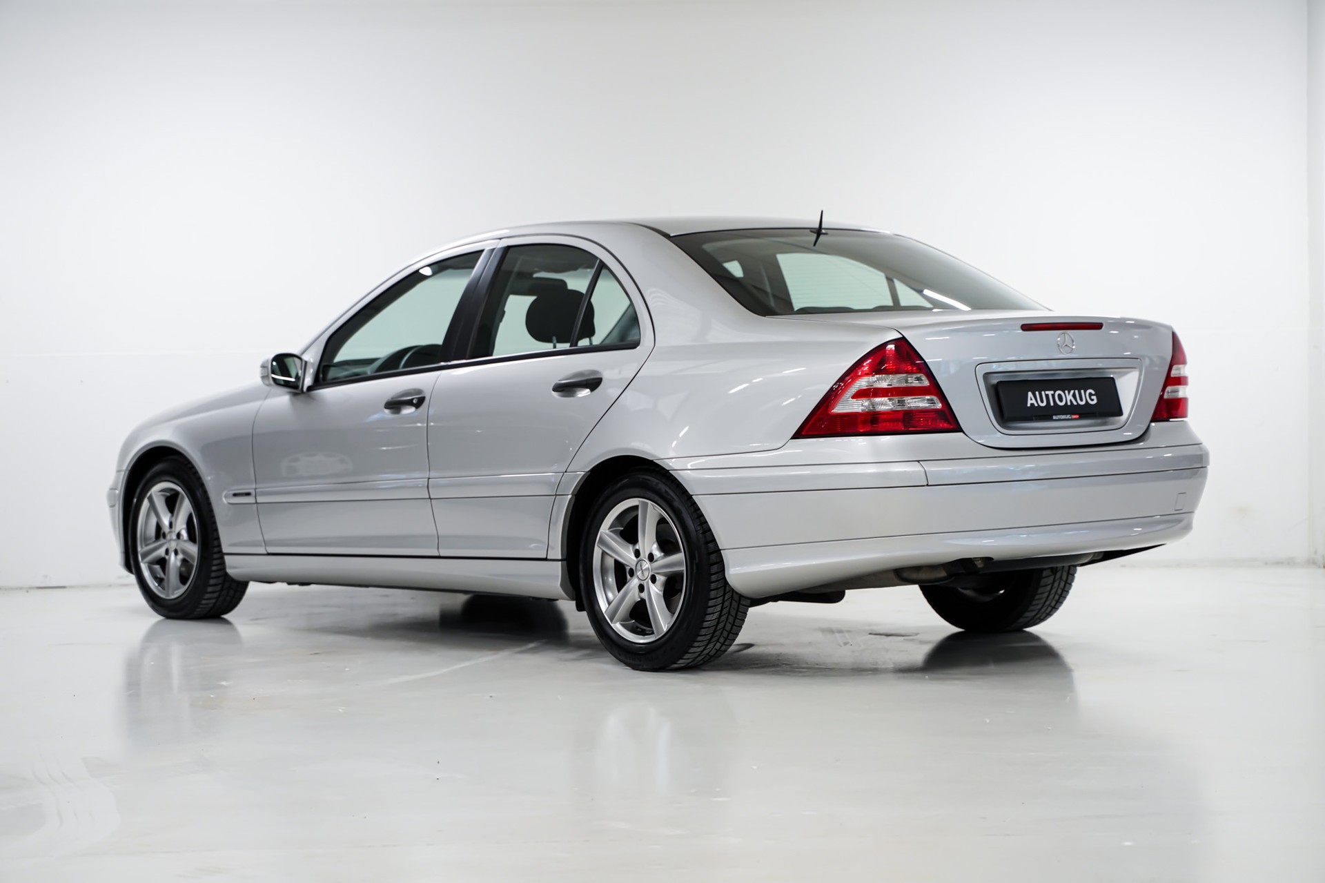 MERCEDES-BENZ C 220 CDI Avantgarde-image-4