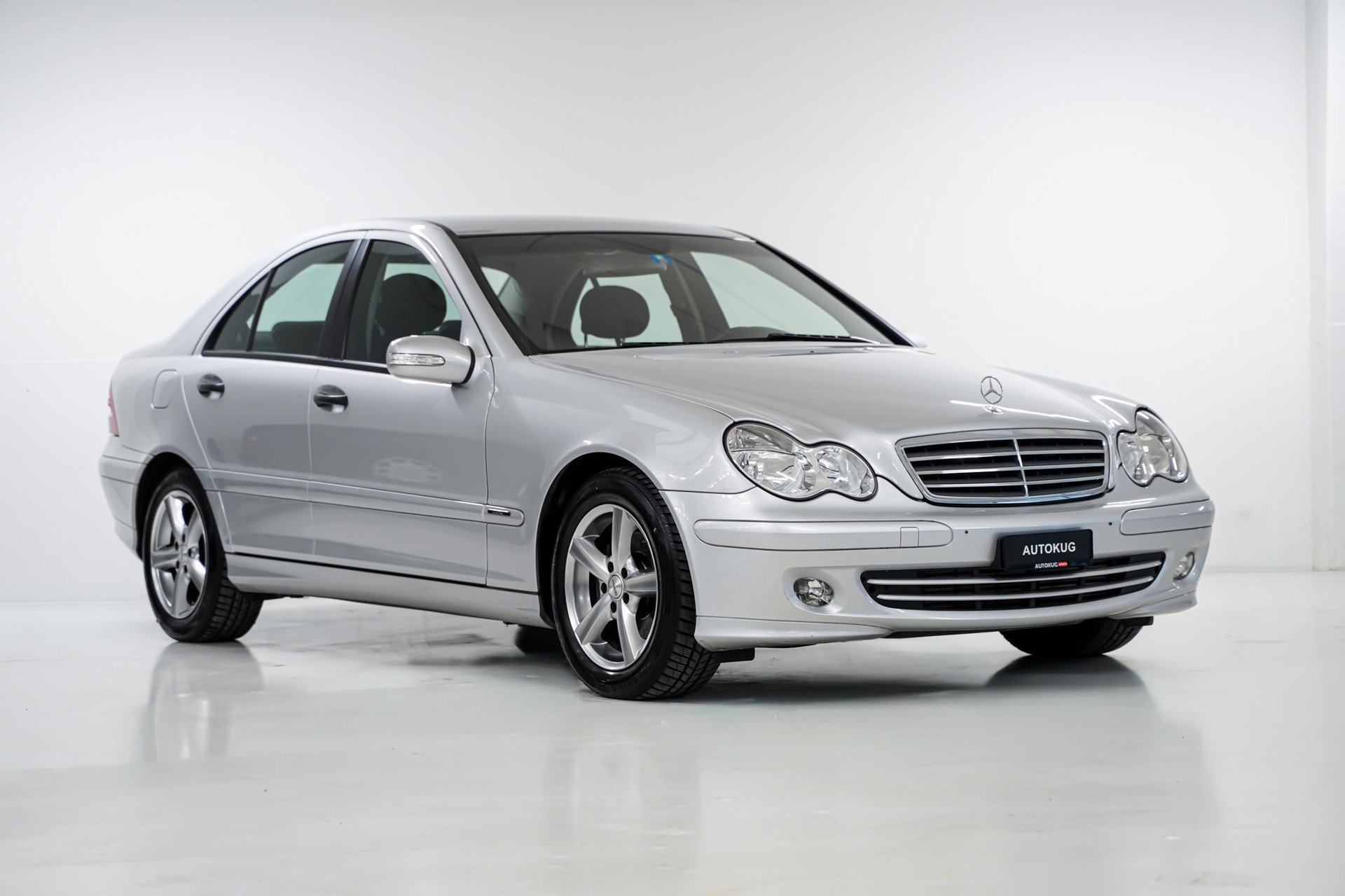 MERCEDES-BENZ C 220 CDI Avantgarde-showroom-element-2