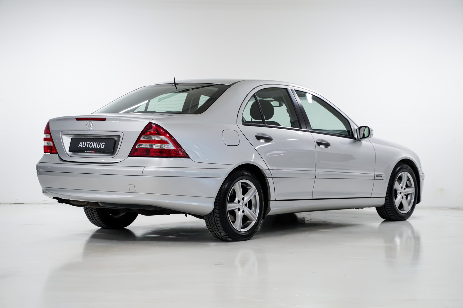 MERCEDES-BENZ C 220 CDI Avantgarde-image-6