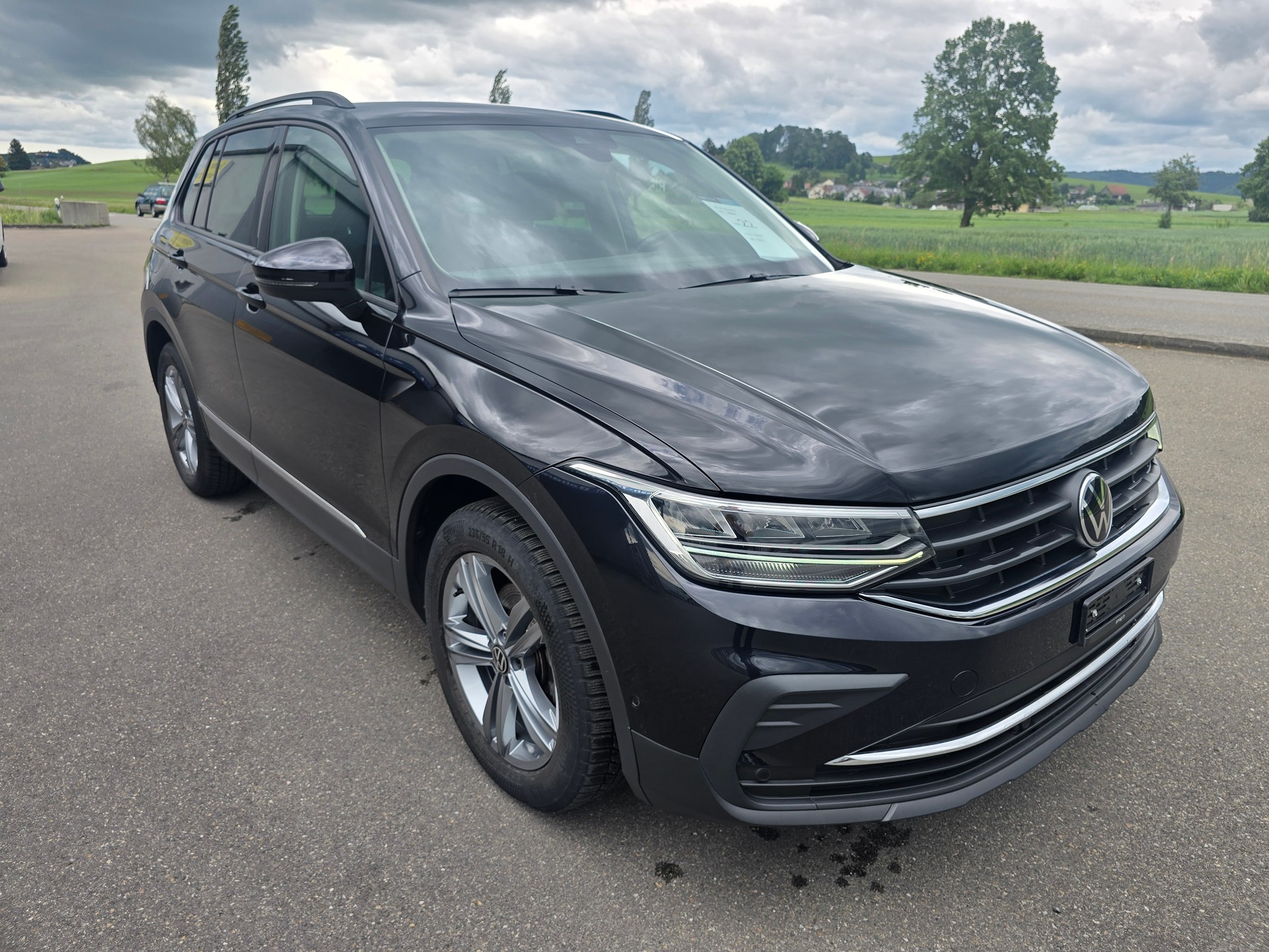 VW Tiguan 1.5TSI Evo Life DSG*TOP-ZUSTAND*Frsch ab MFK"Frisch ab Service**-image-5