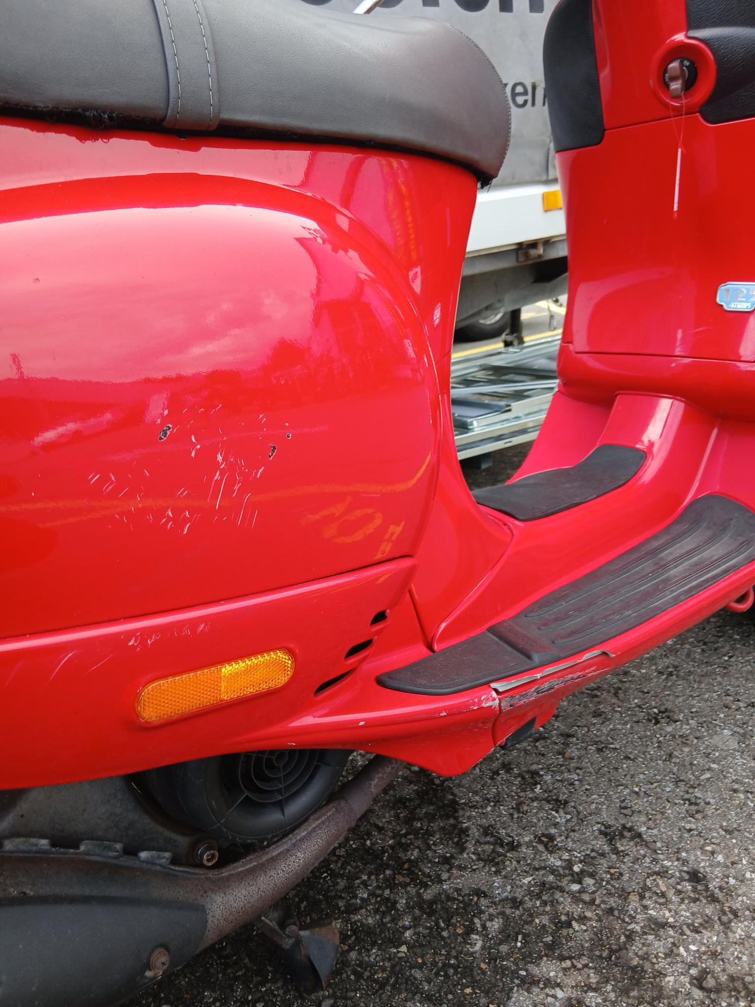 PIAGGIO Vespa 125 ET4-image-5