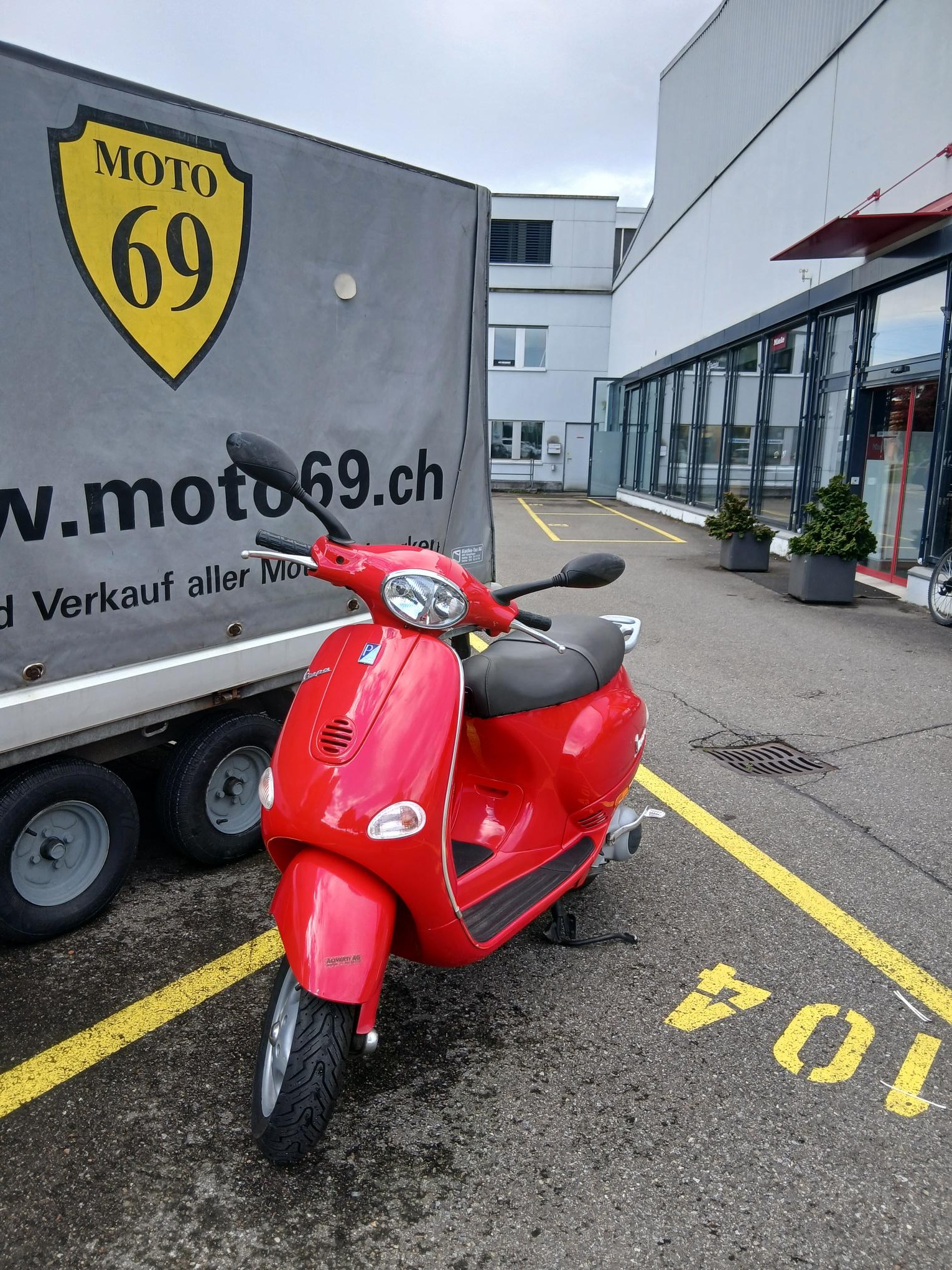 PIAGGIO Vespa 125 ET4-image-2